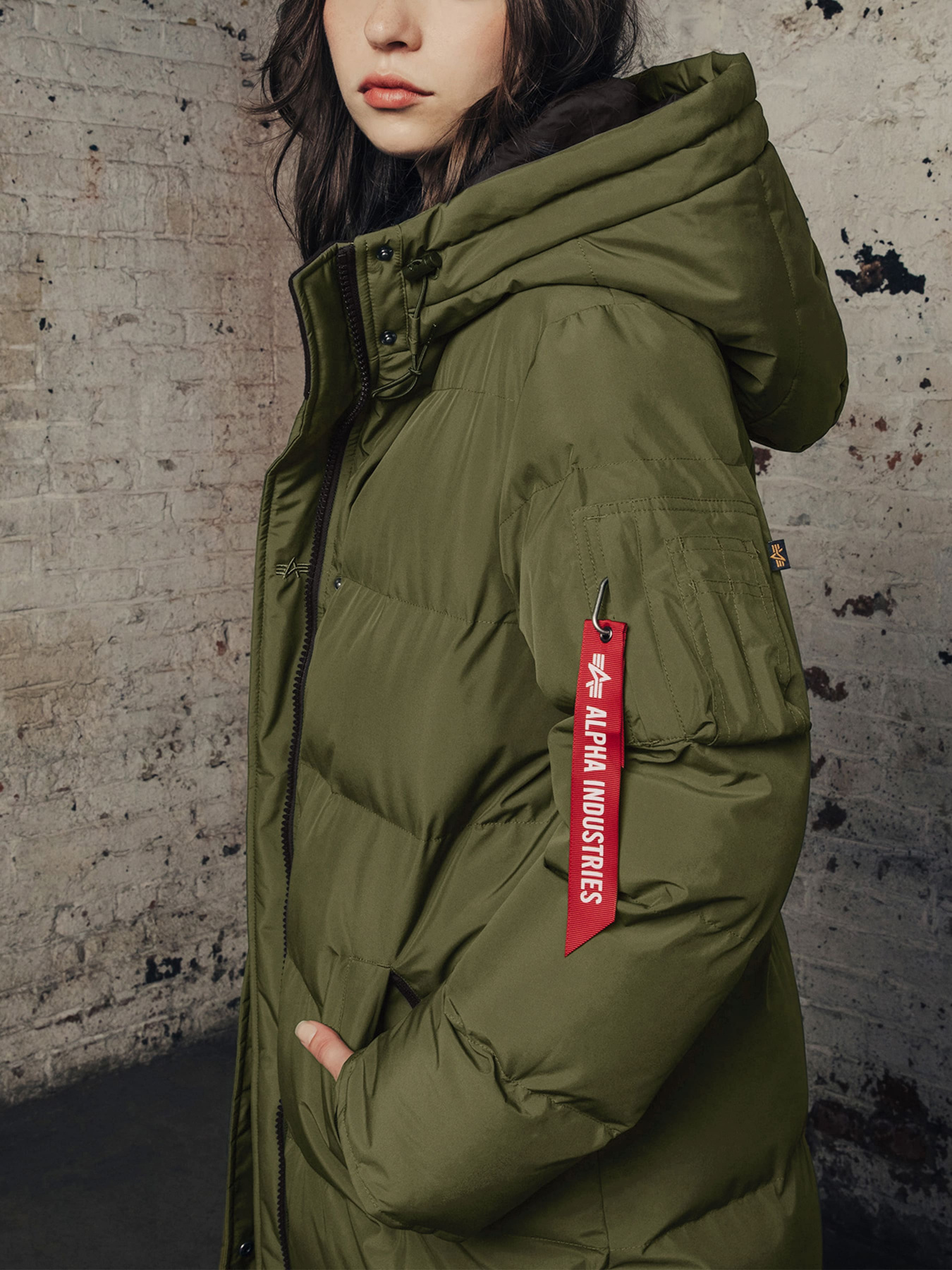 Куртки и дубленки Alpha Industries модель WJS52502C1_301 Фото