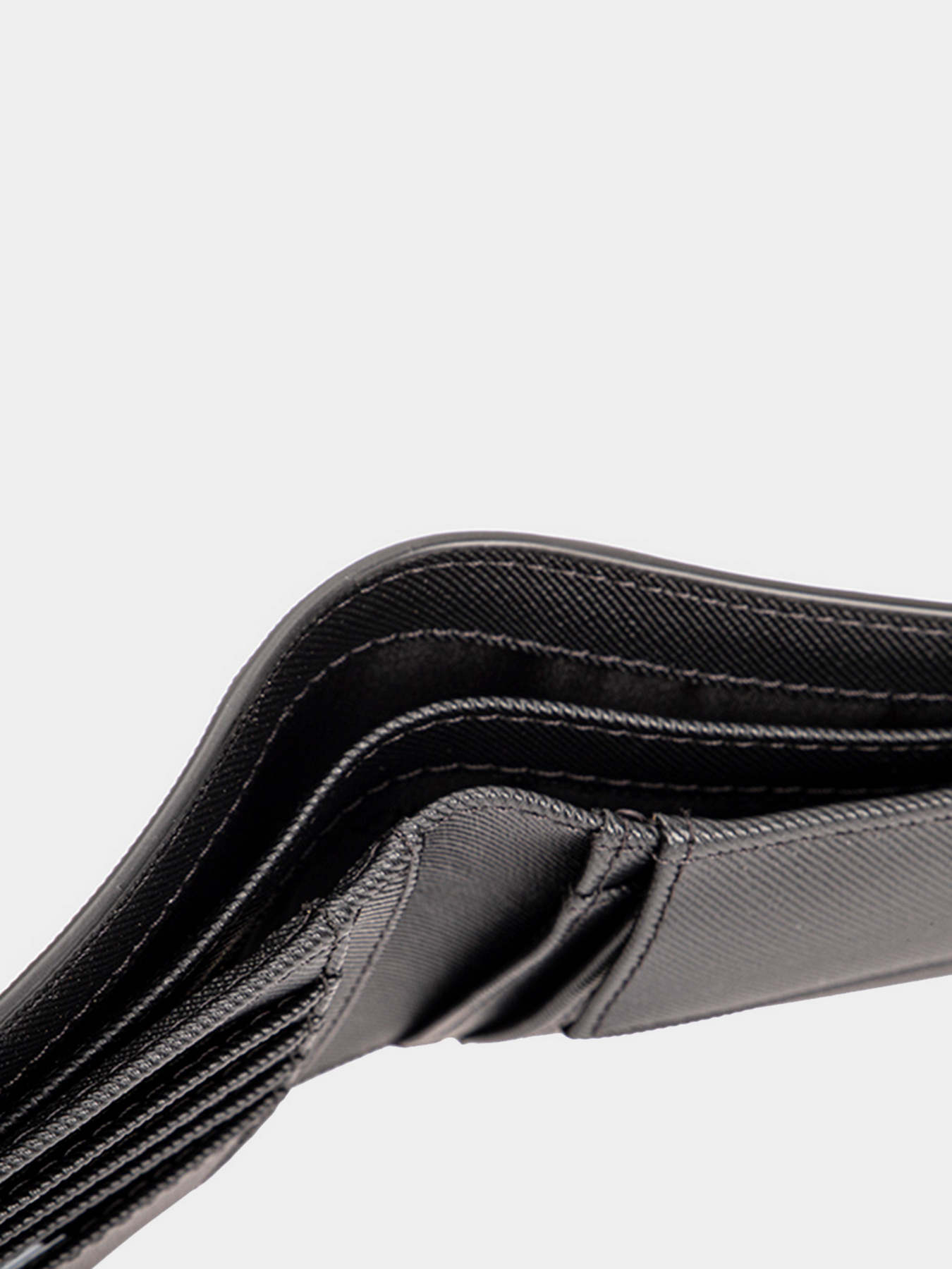 Кошельки Emporio Armani модель Y4R174-Y019V-81072 Фото