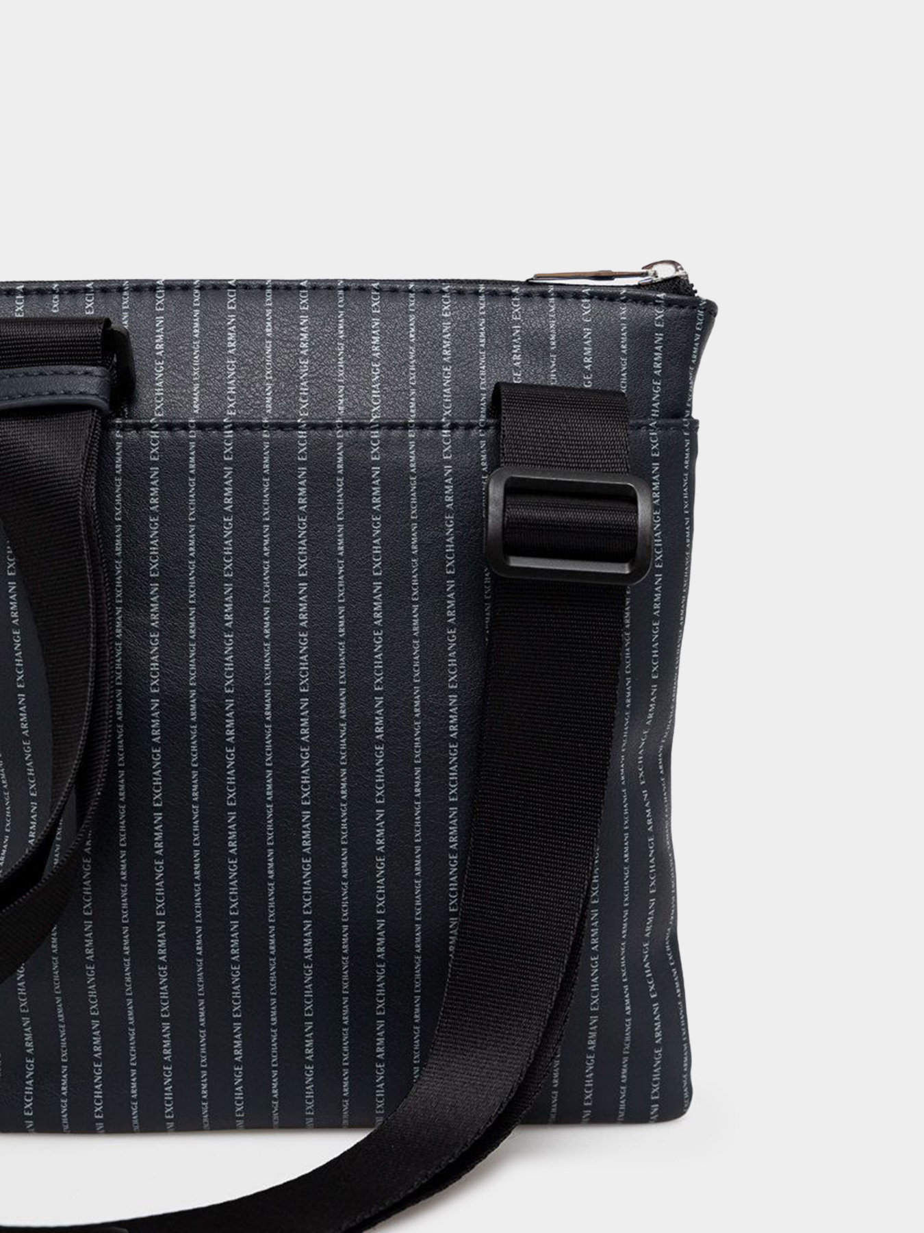Сумки Armani Exchange модель 952489-CC825-00335 Фото