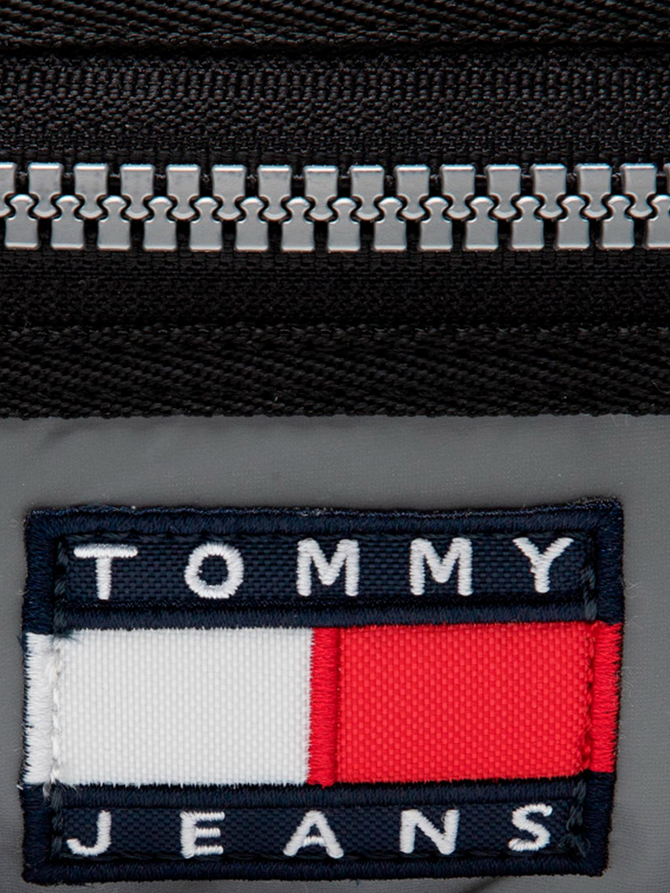 Сумки Tommy Hilfiger модель AM0AM08194-0IT Фото