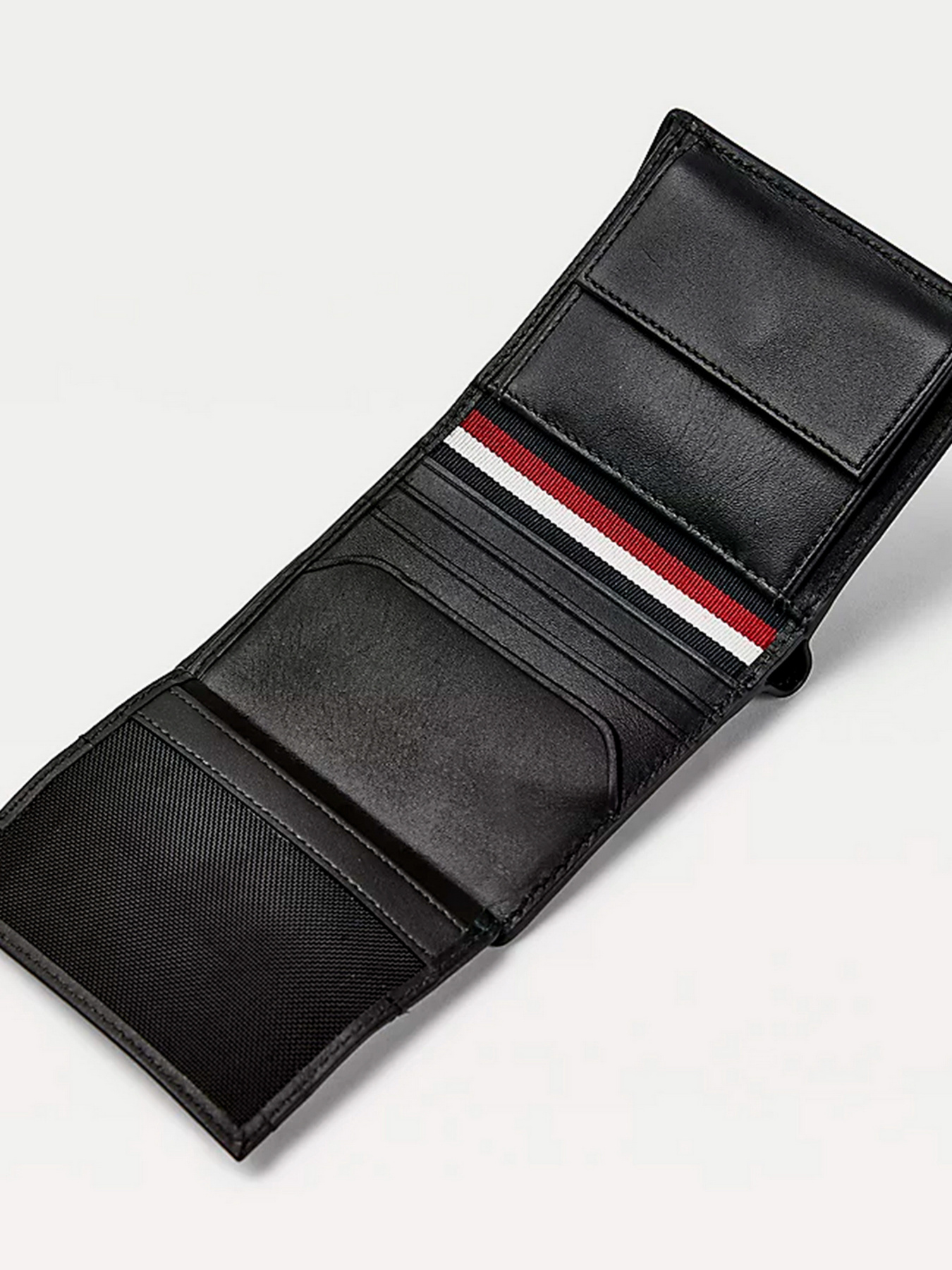 Кошельки Tommy Hilfiger модель AM0AM08603-BDS Фото