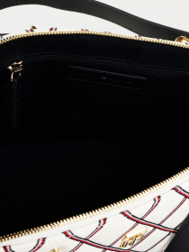 Сумки Tommy Hilfiger модель AW0AW10952-YBL Фото