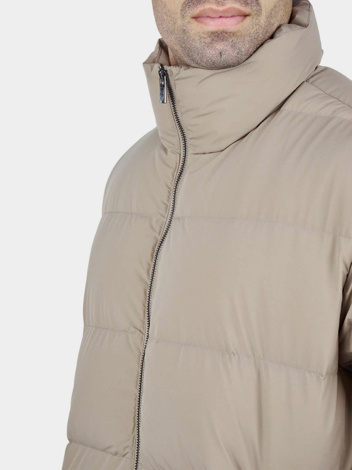 Куртки и дубленки Emporio Armani модель 8N1LA5-1NLRZ-0137 Фото