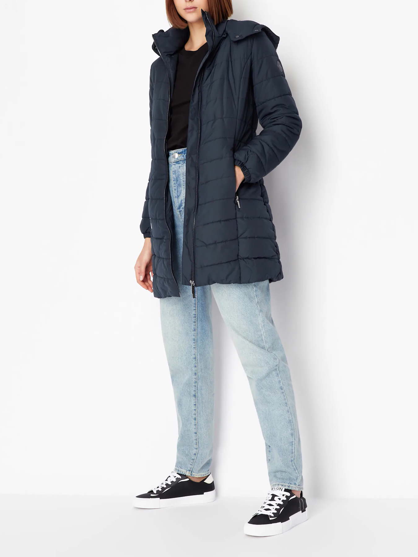 Куртки и дубленки Armani Exchange модель 8NYK12-YNMAZ-1510 Фото