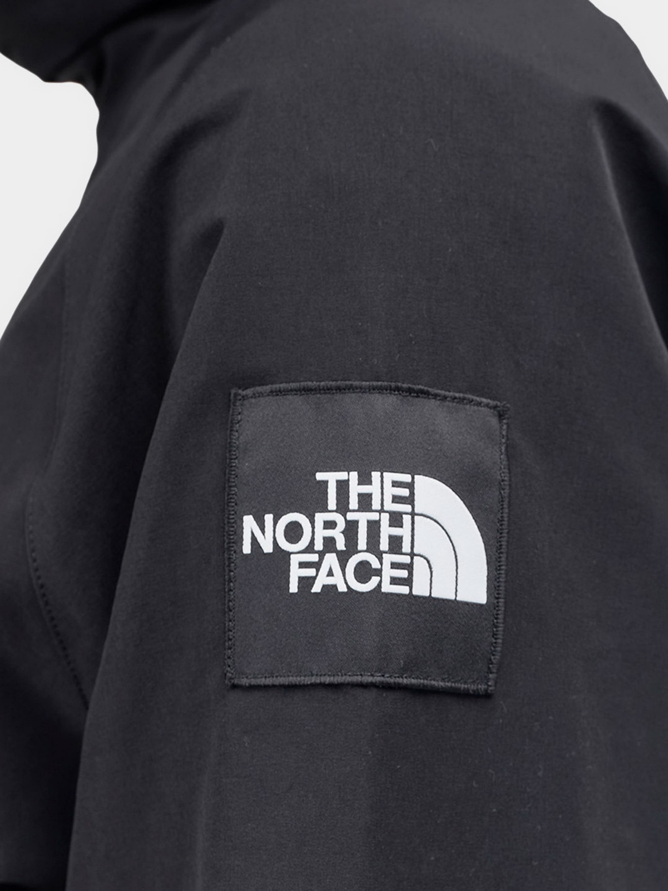 Куртки и дубленки The North Face модель NF0A55BTJK31 Фото