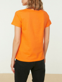 Футболки и поло Trendyol модель TWOSS22TS1379/Turuncu Фото