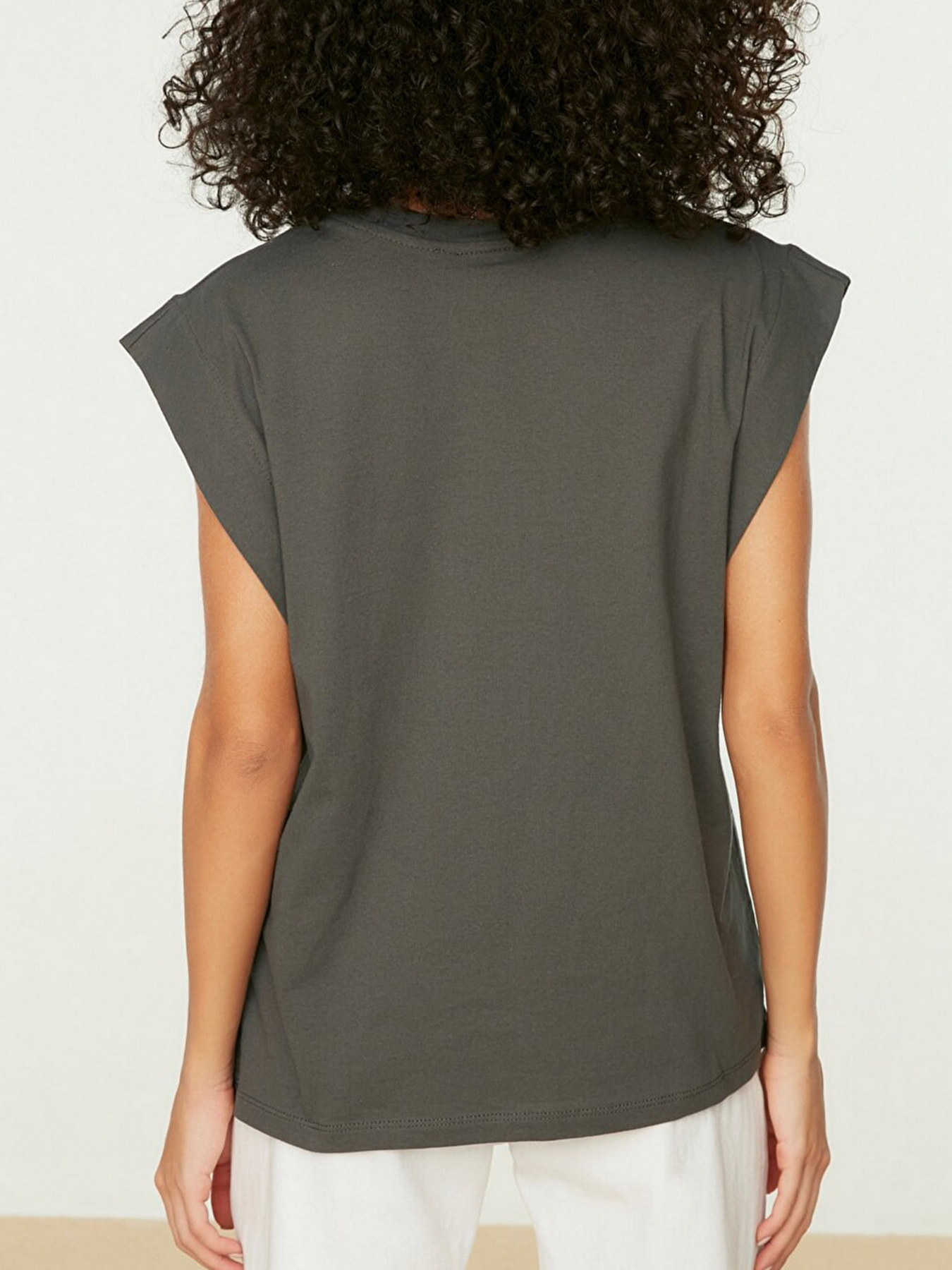 Футболки и поло Trendyol модель TWOSS20TS0021/Antrasit Фото