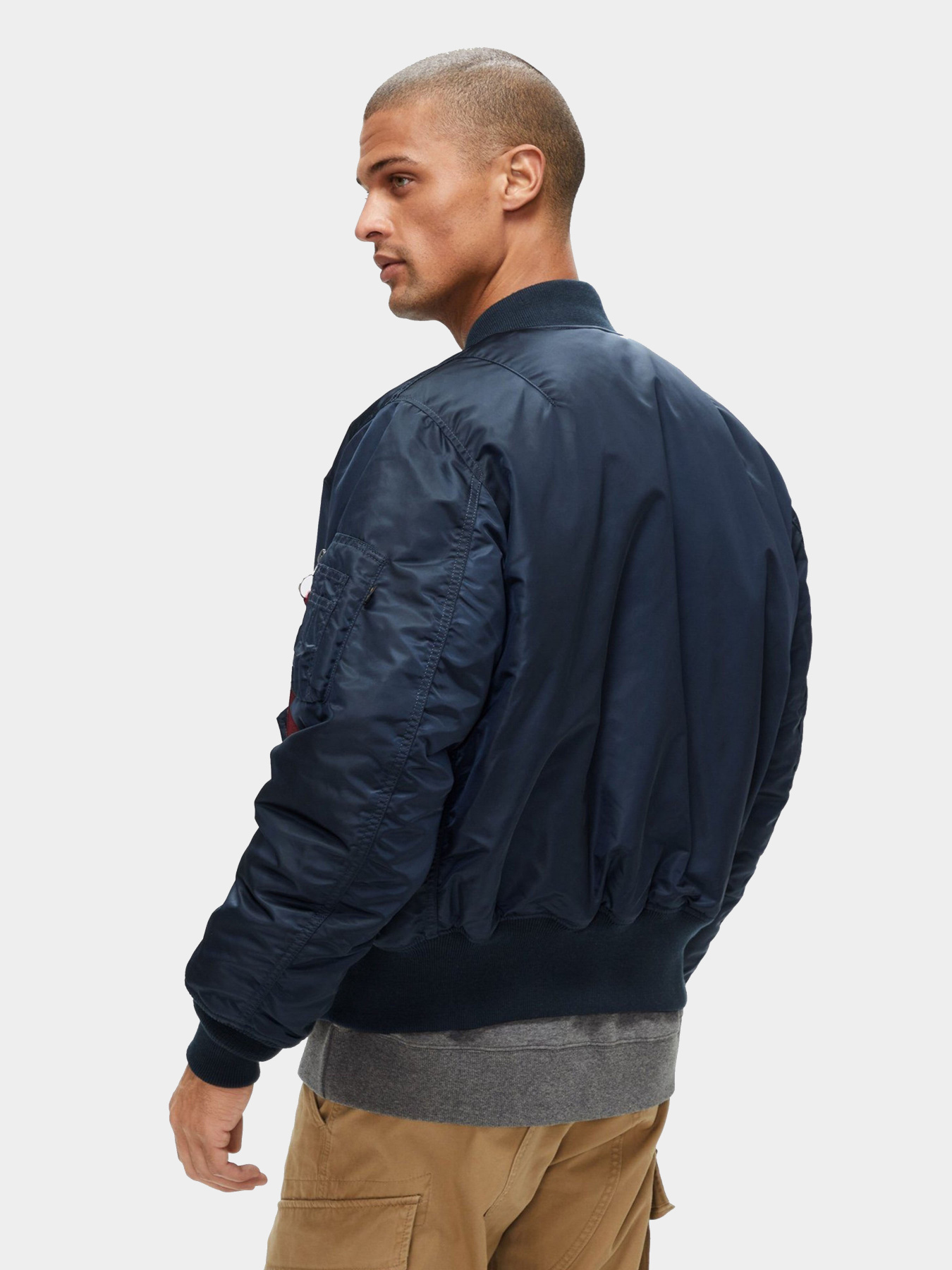 Куртки и дубленки Alpha Industries модель MJM21000C1_410 Фото
