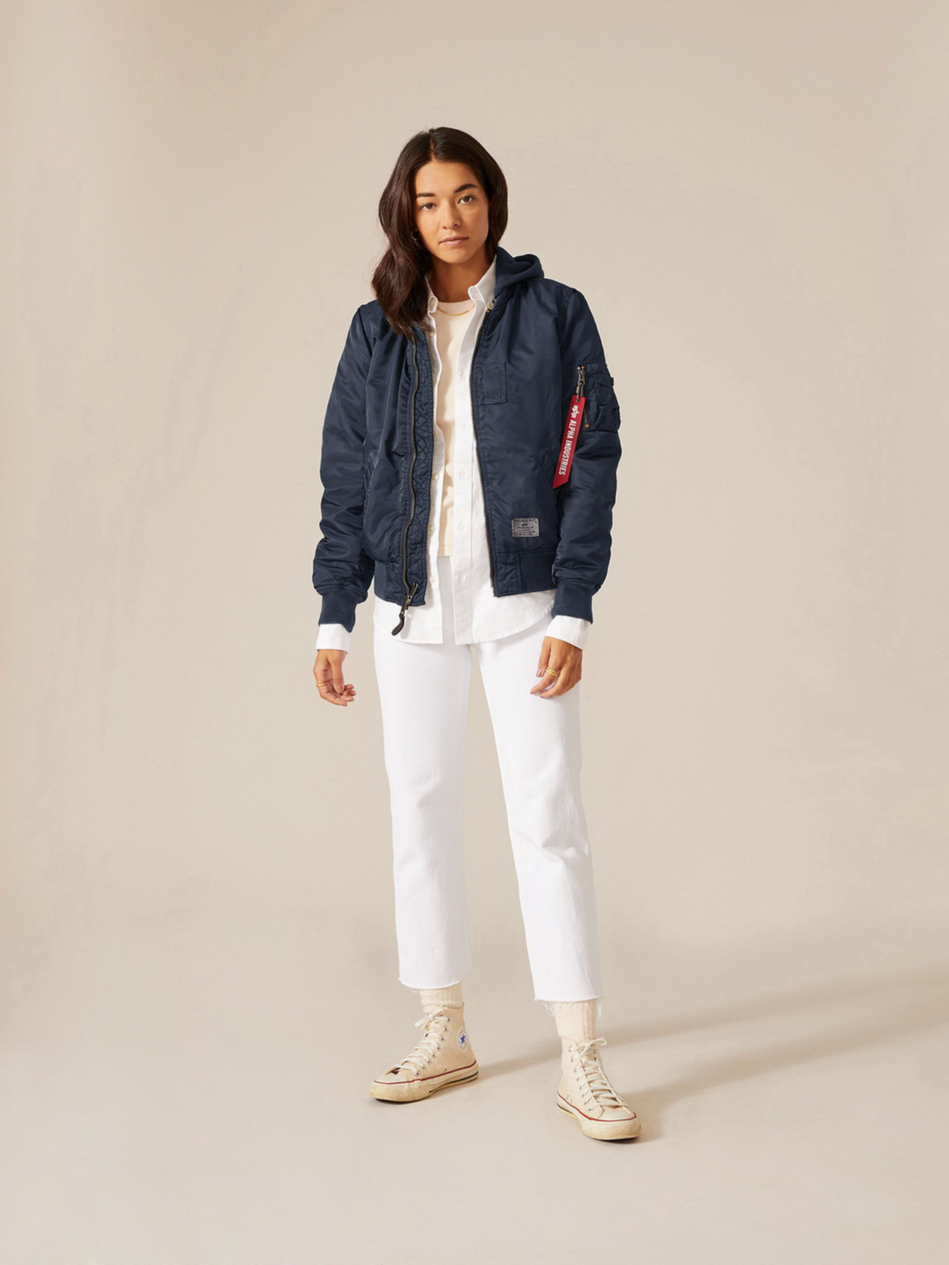 Куртки и дубленки Alpha Industries модель UJM51502C1_410 Фото