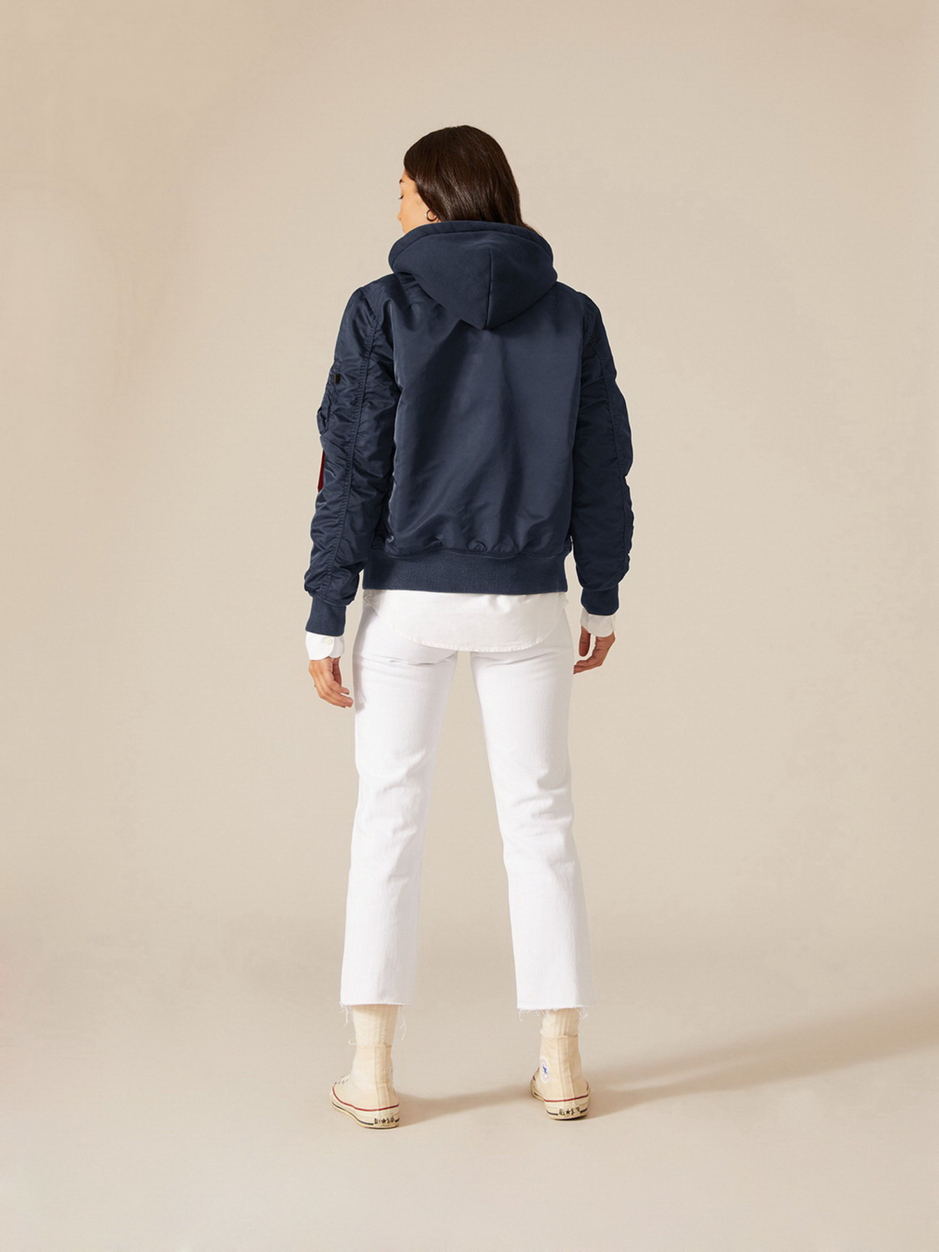 Куртки и дубленки Alpha Industries модель UJM51502C1_410 Фото