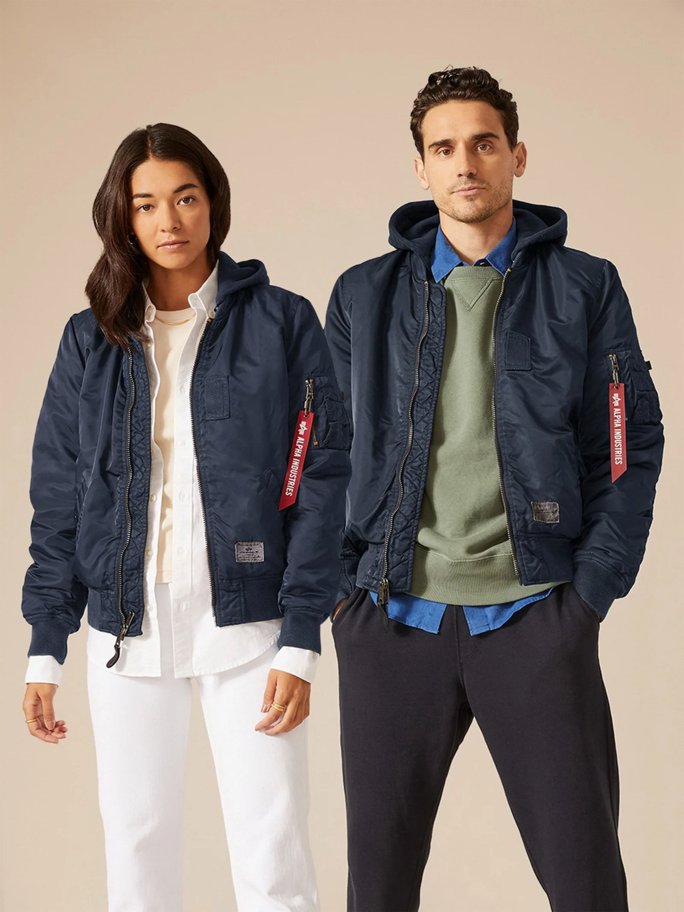 Куртки и дубленки Alpha Industries модель UJM51502C1_410 Фото