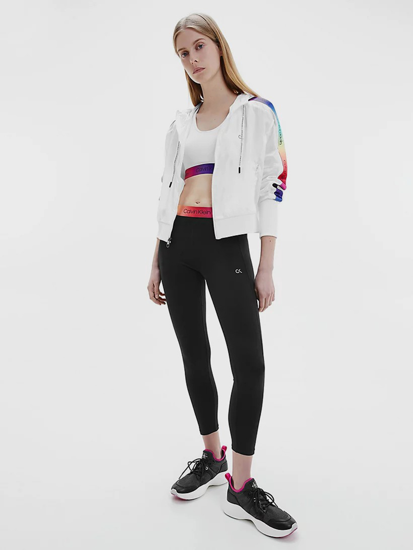 Куртки и дубленки Calvin Klein модель 00GWT1O566-100 Фото