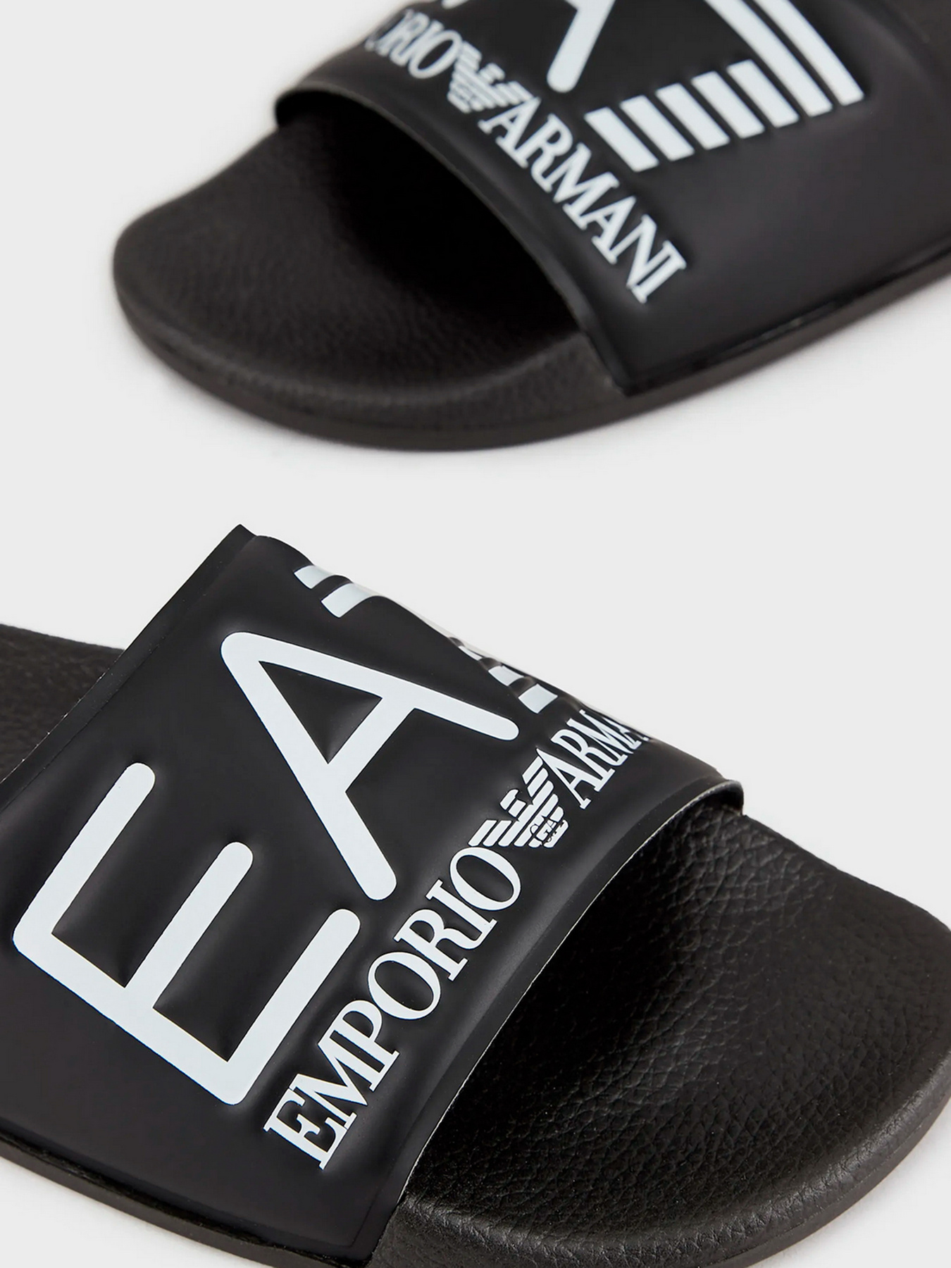 Шлёпанцы EA7 модель XCP001-XCC22-00002 Фото