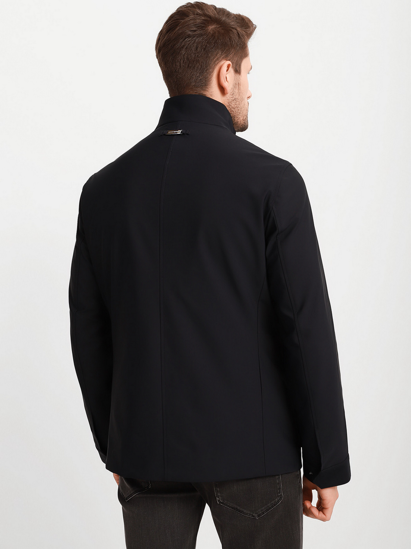 Куртки и дубленки Emporio Armani модель 8N1BE8-1NZAZ-0920 Фото