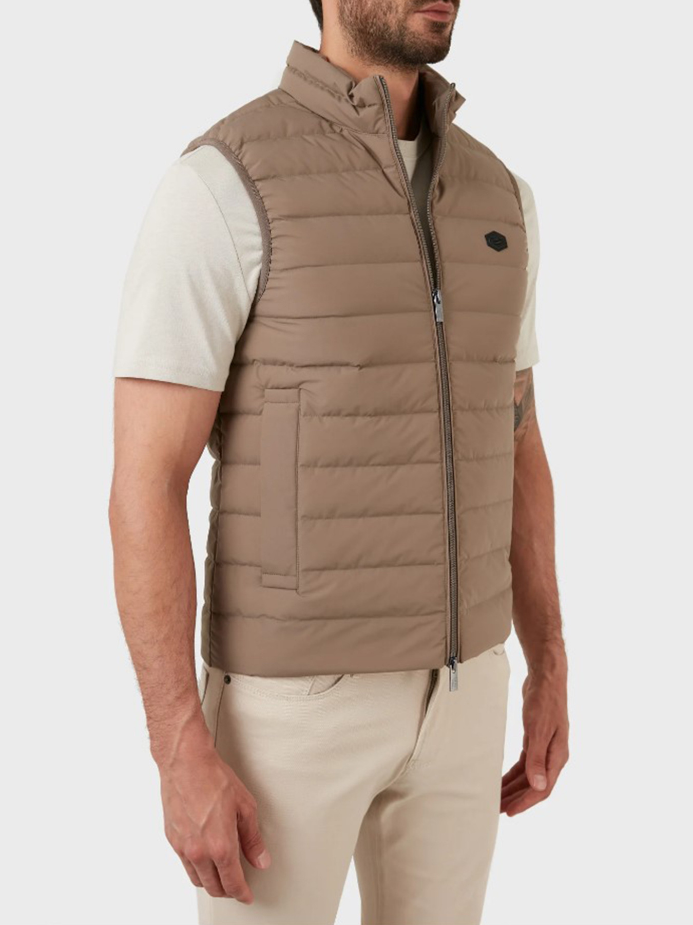 Утепленный жилет Emporio Armani модель 8N1BQ1-1NLRZ-0431 Фото