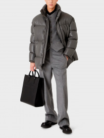 Куртки и дубленки Emporio Armani модель H31B85-C1P8A-616 Фото