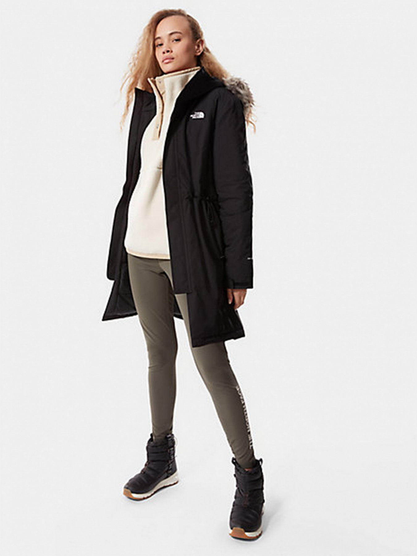 Куртки и дубленки The North Face модель NF0A4M8YJK31 Фото
