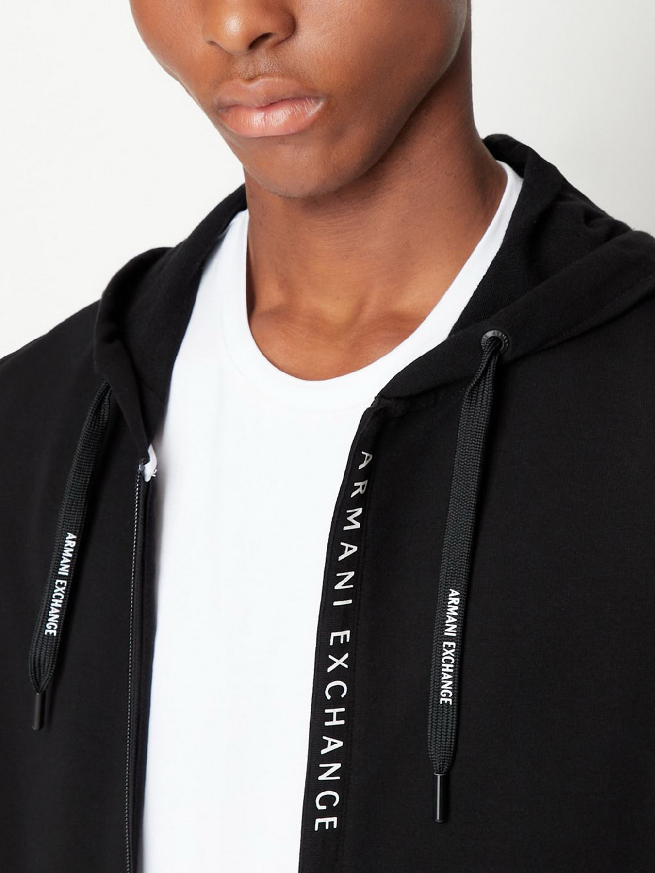 Худи и свитшоты Armani Exchange модель 8NZM82-ZJH3Z-1200 Фото