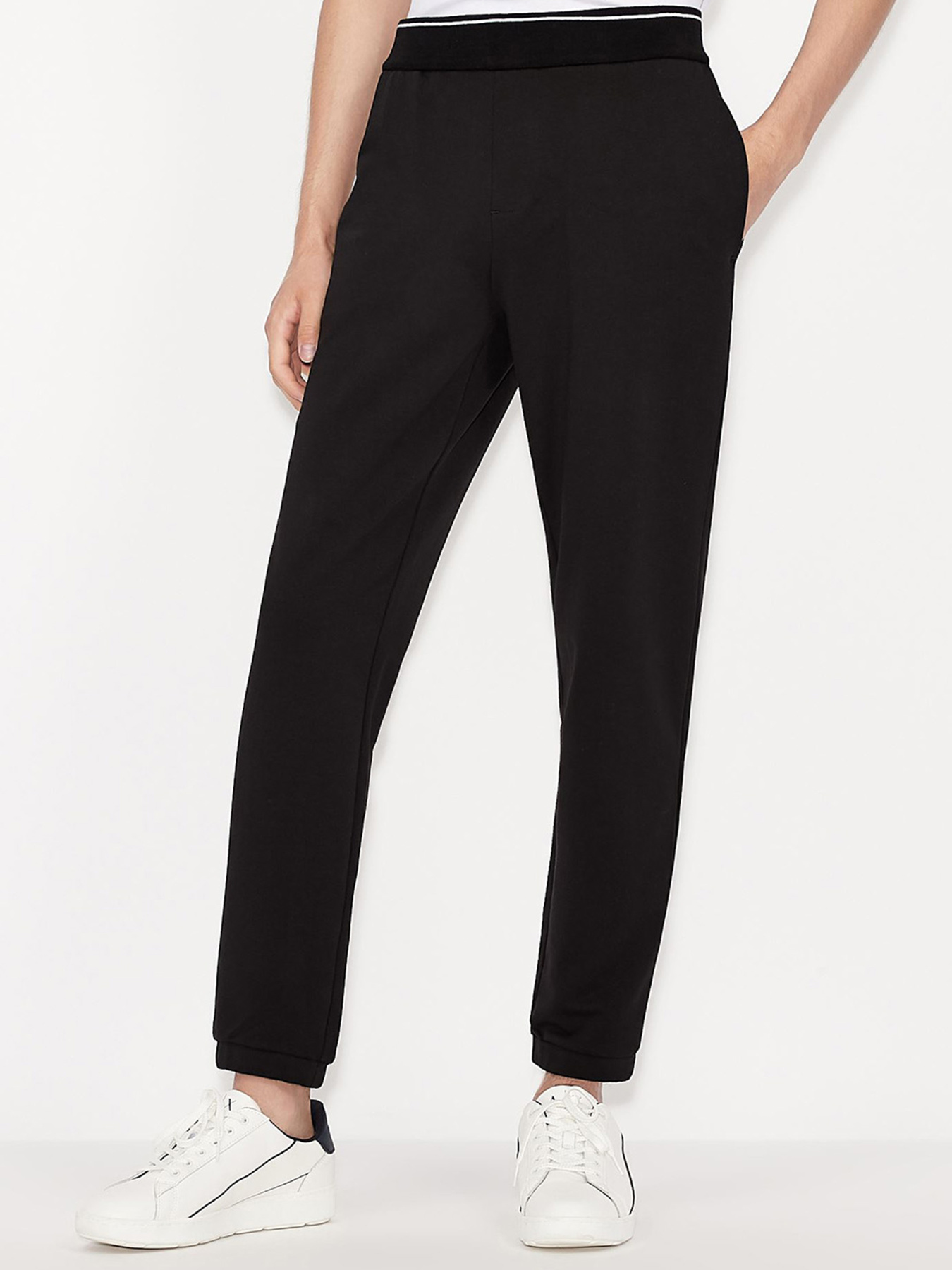 Брюки Armani Exchange модель 8NZP82-ZJH3Z-1200 Брюки Armani Exchange модель 8NZP82-ZJH3Z-1200 Фото