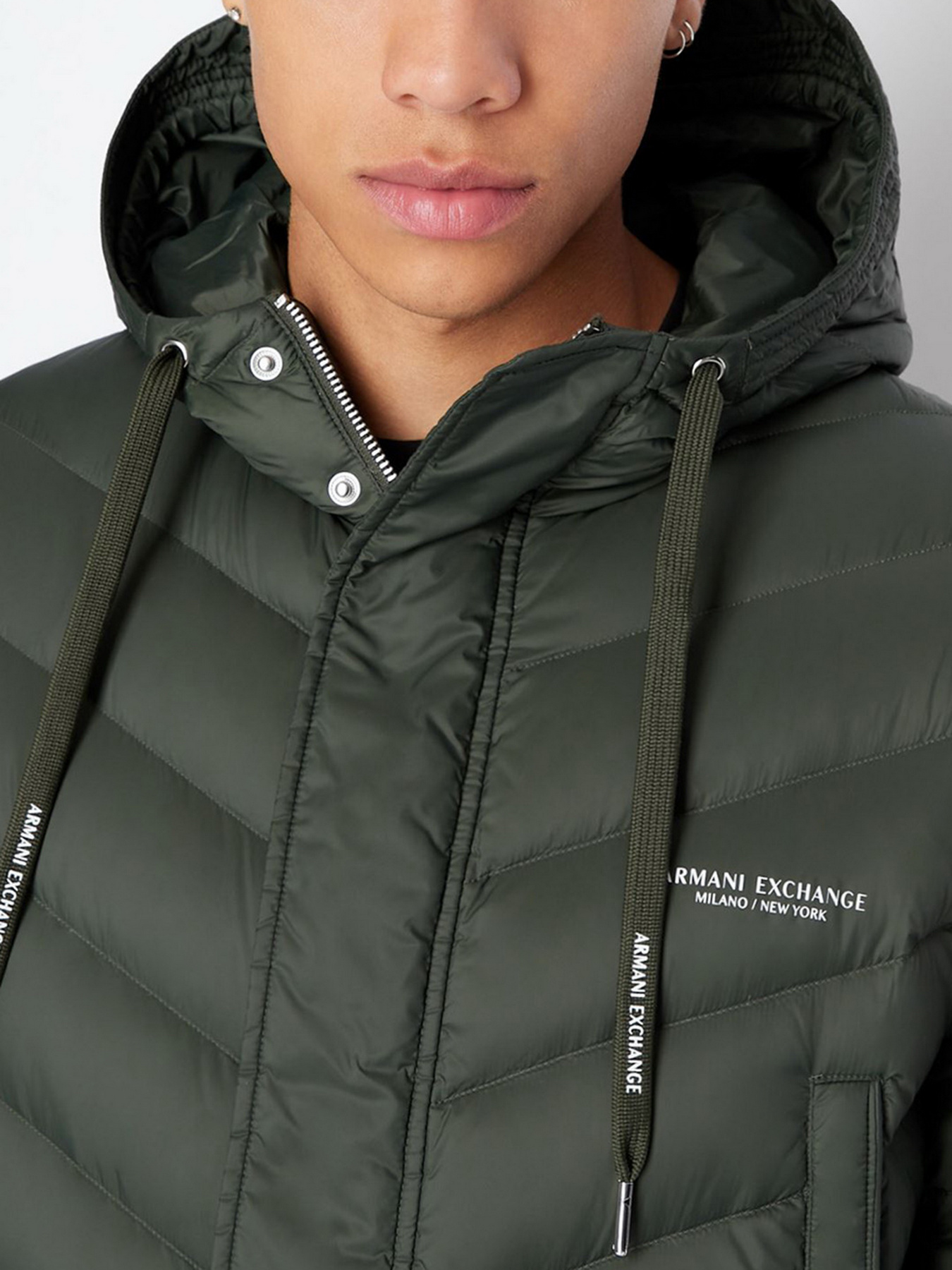 Куртки и дубленки Armani Exchange модель 8NZL20-ZNW3Z-1851 Фото