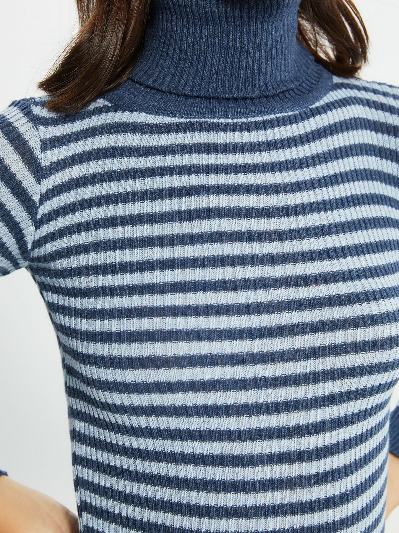 Худи и свитшоты Trendyol модель TWOAW22KZ1979/Indigo Фото