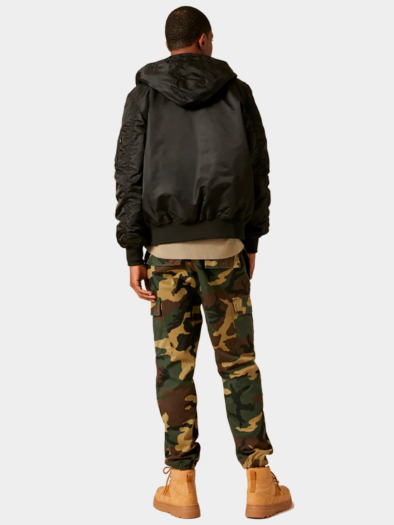 Куртки и дубленки Alpha Industries модель UJL52000C1_001 Фото