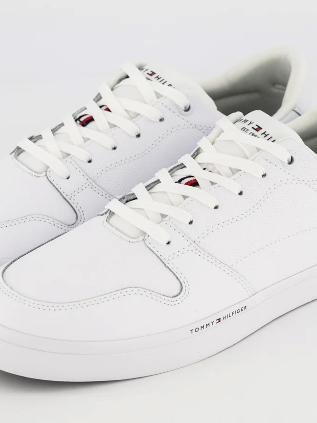Кроссовки Tommy Hilfiger модель FM0FM04139-YBR Фото