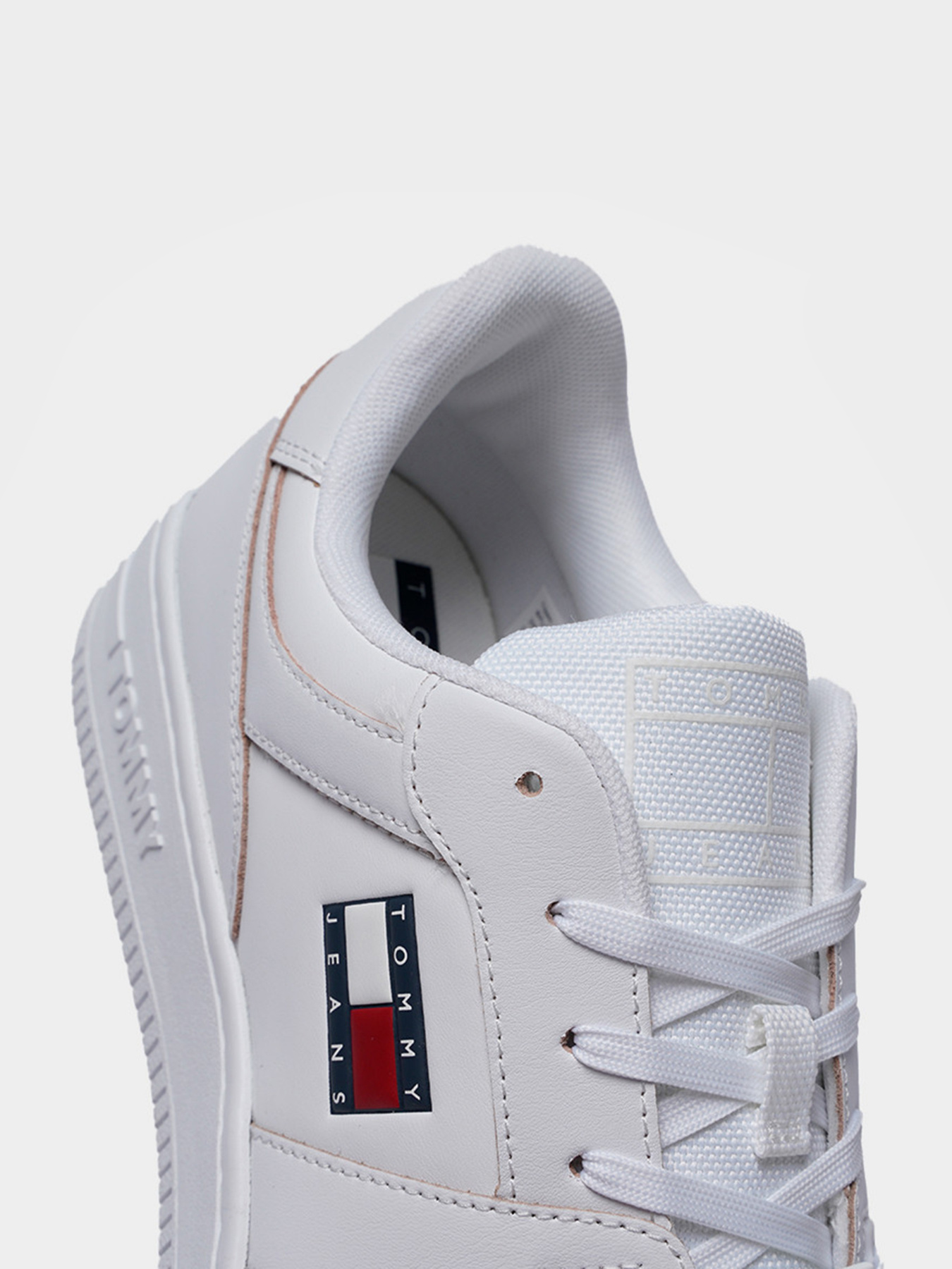 Кроссовки Tommy Hilfiger модель EM0EM01017-YBR Фото