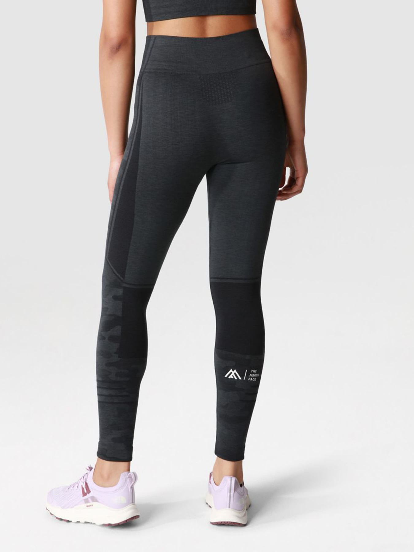 Брюки The North Face модель NF0A7Z9VKT01 Фото