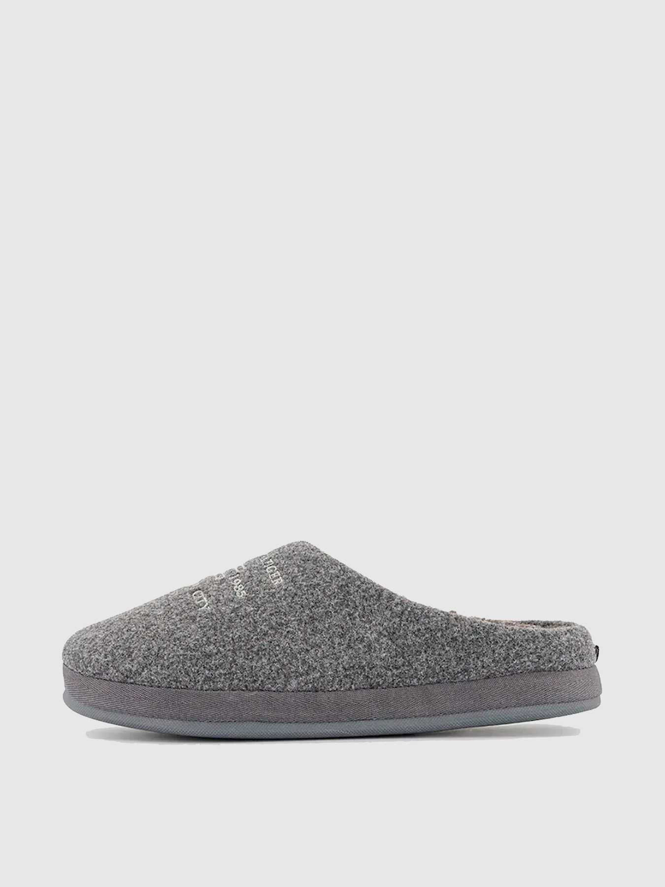 Тапки Tommy Hilfiger модель FM0FM04221-PTY Фото