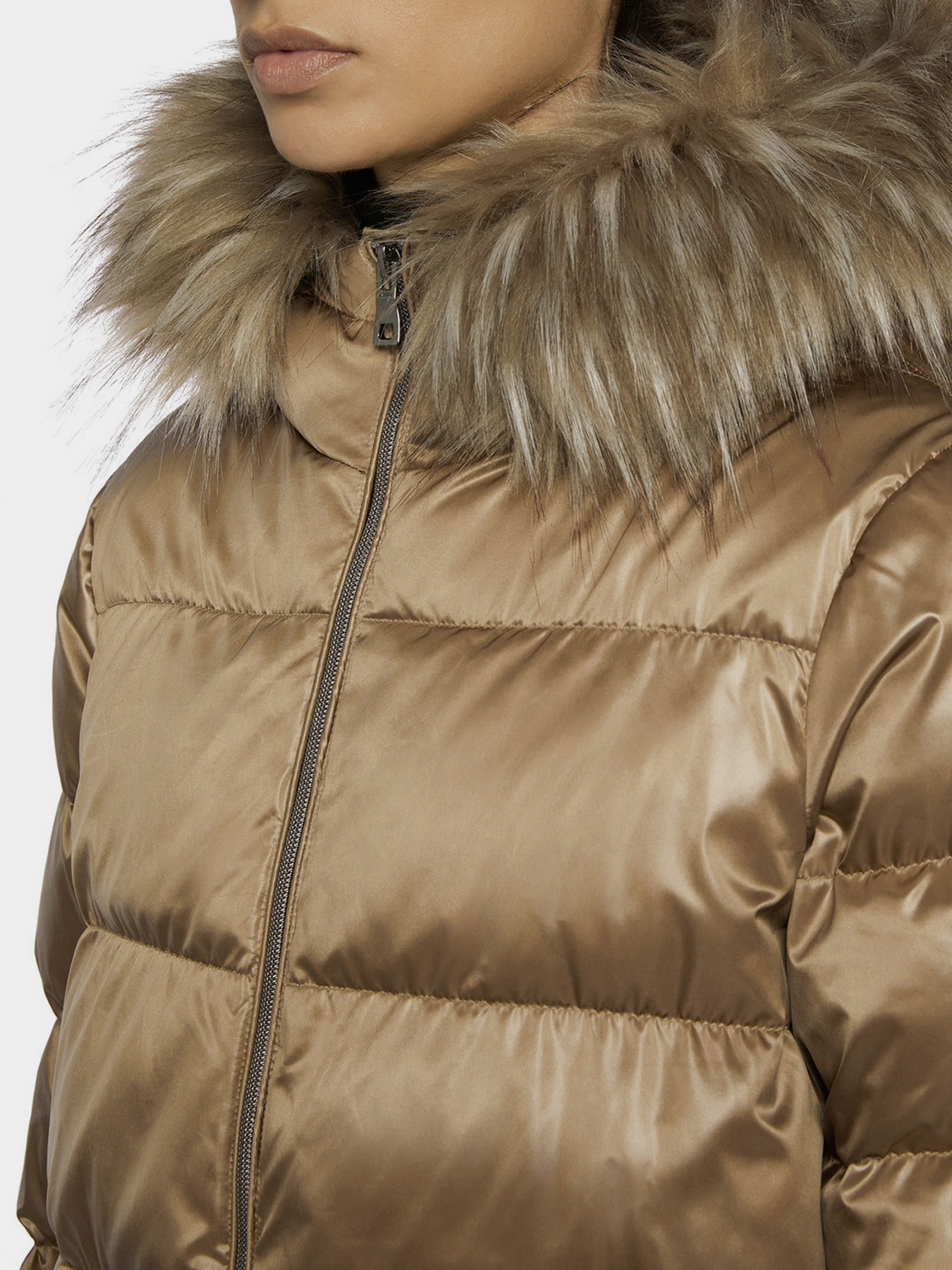 Куртки и дубленки Geox модель W2628H-T2843-F5239 Фото