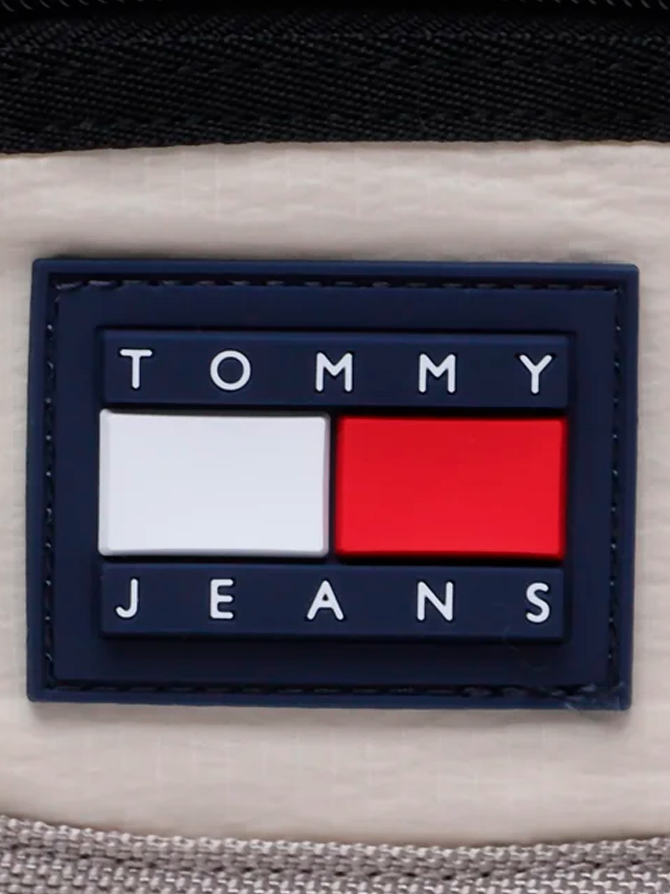 Сумки Tommy Hilfiger модель AM0AM10715-ACE Фото