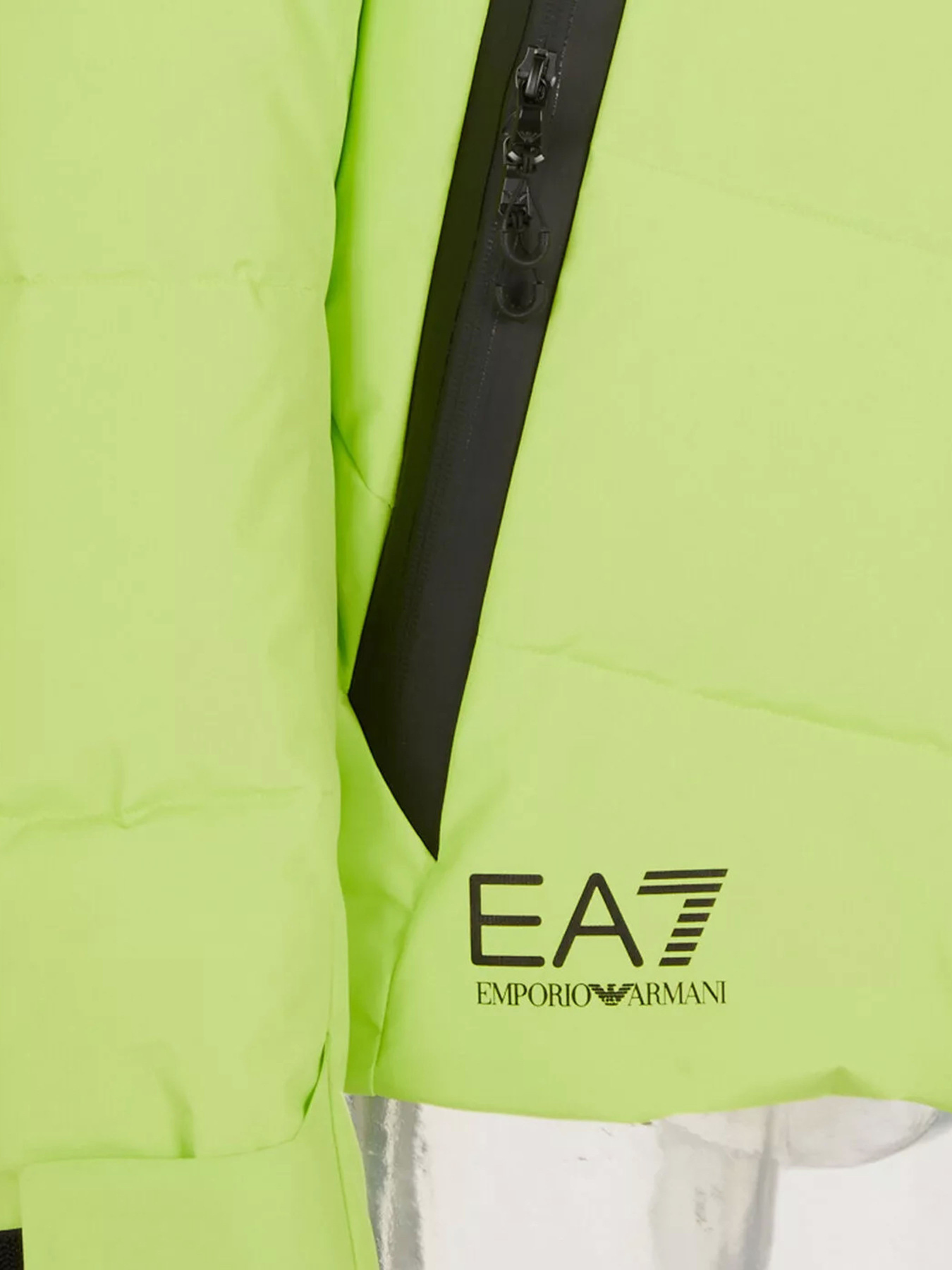 Куртки и дубленки EA7 модель 6LPG10-PN3ZZ-1873 Фото