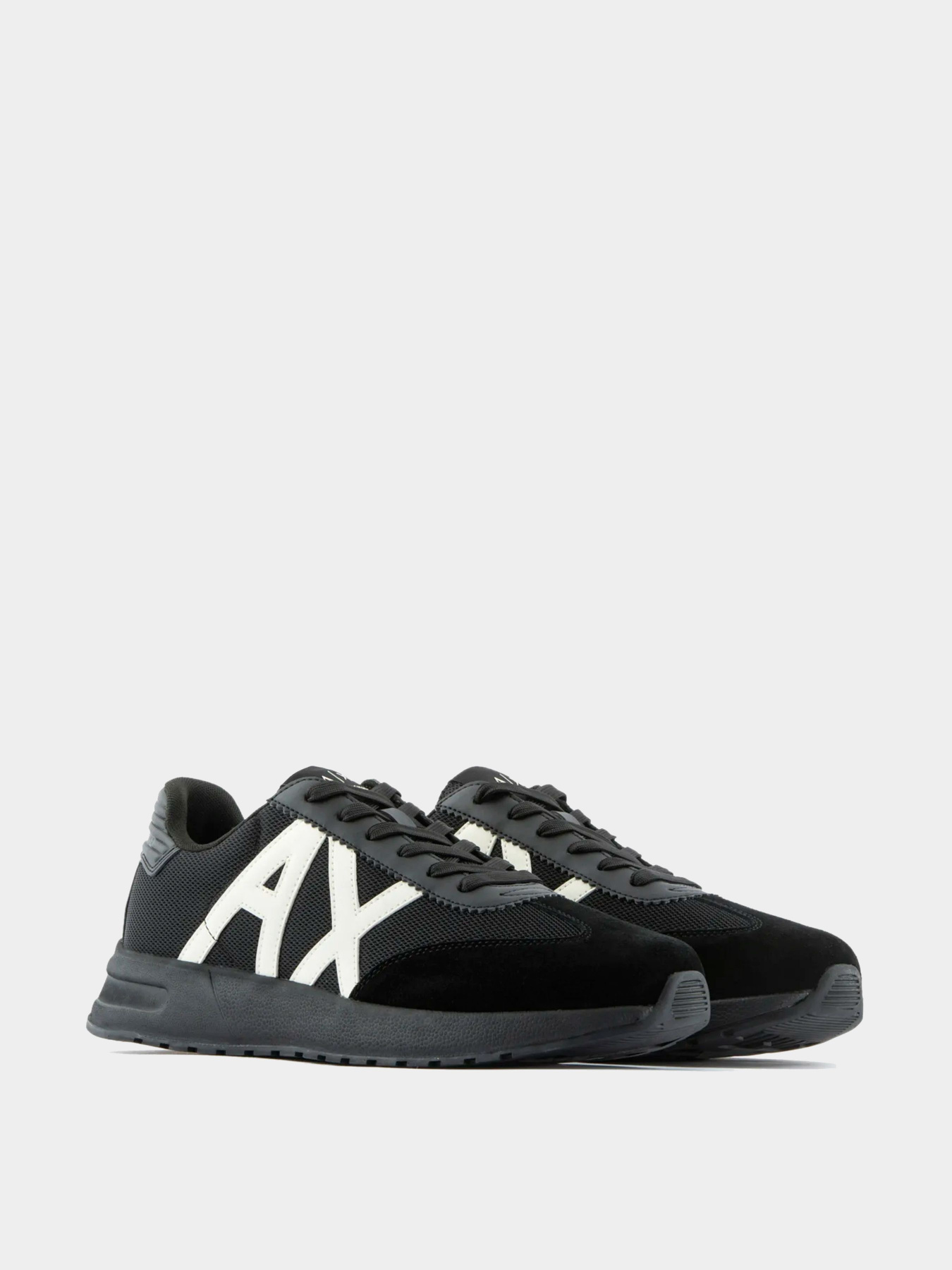 Кроссовки Armani Exchange модель XUX071-XV527-M217 Фото