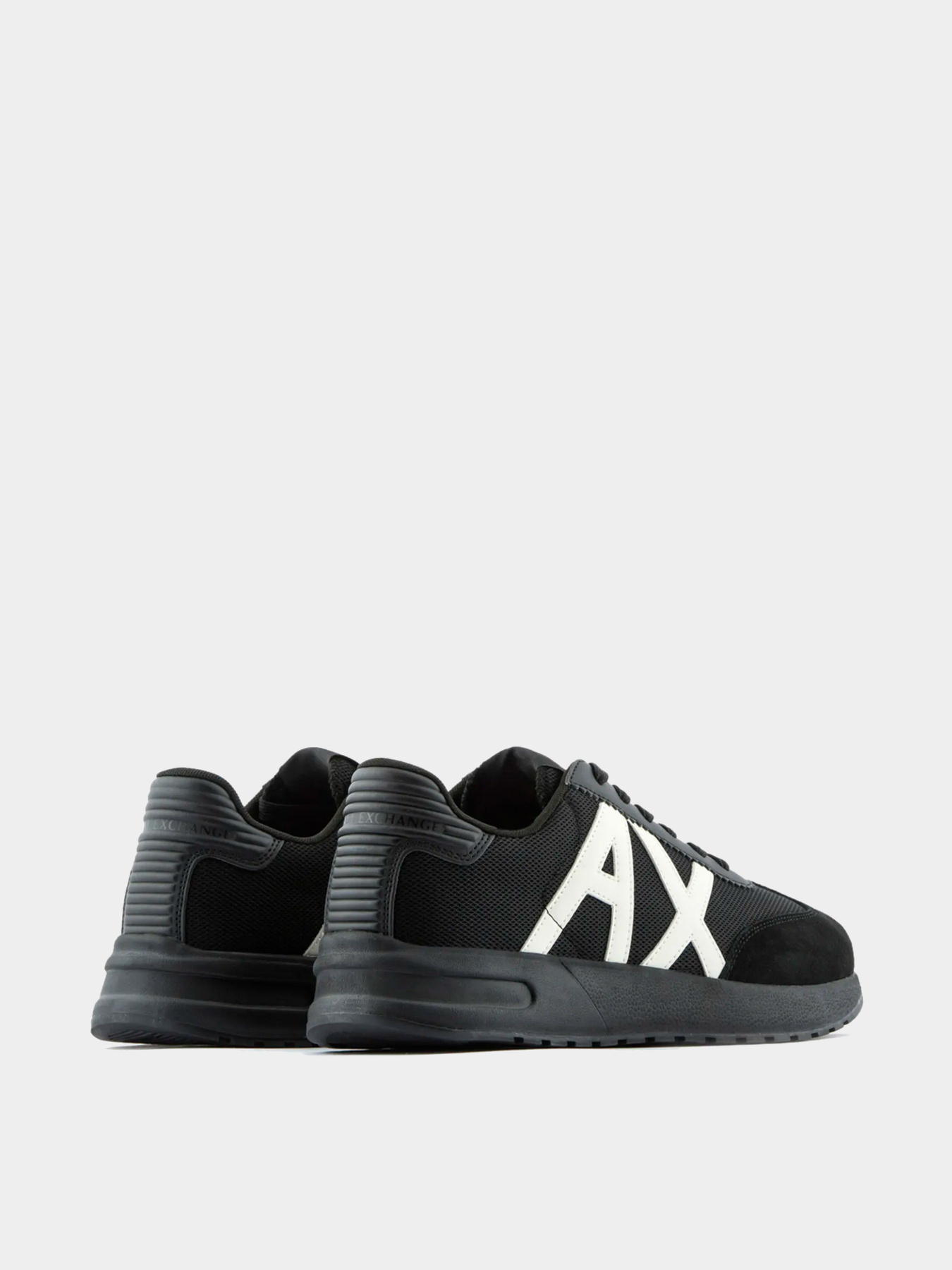Кроссовки Armani Exchange модель XUX071-XV527-M217 Фото