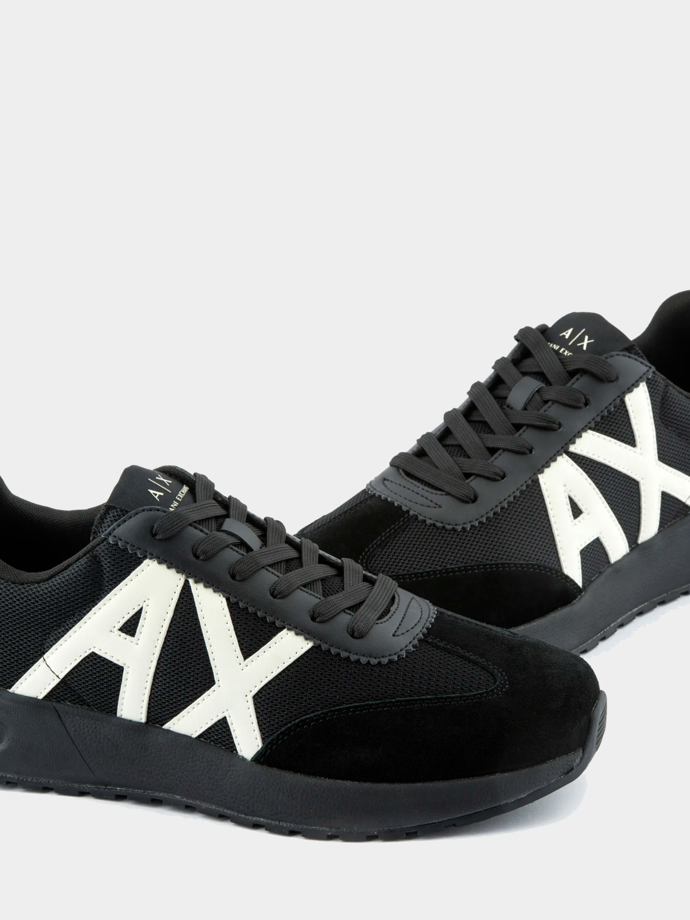 Кроссовки Armani Exchange модель XUX071-XV527-M217 Фото