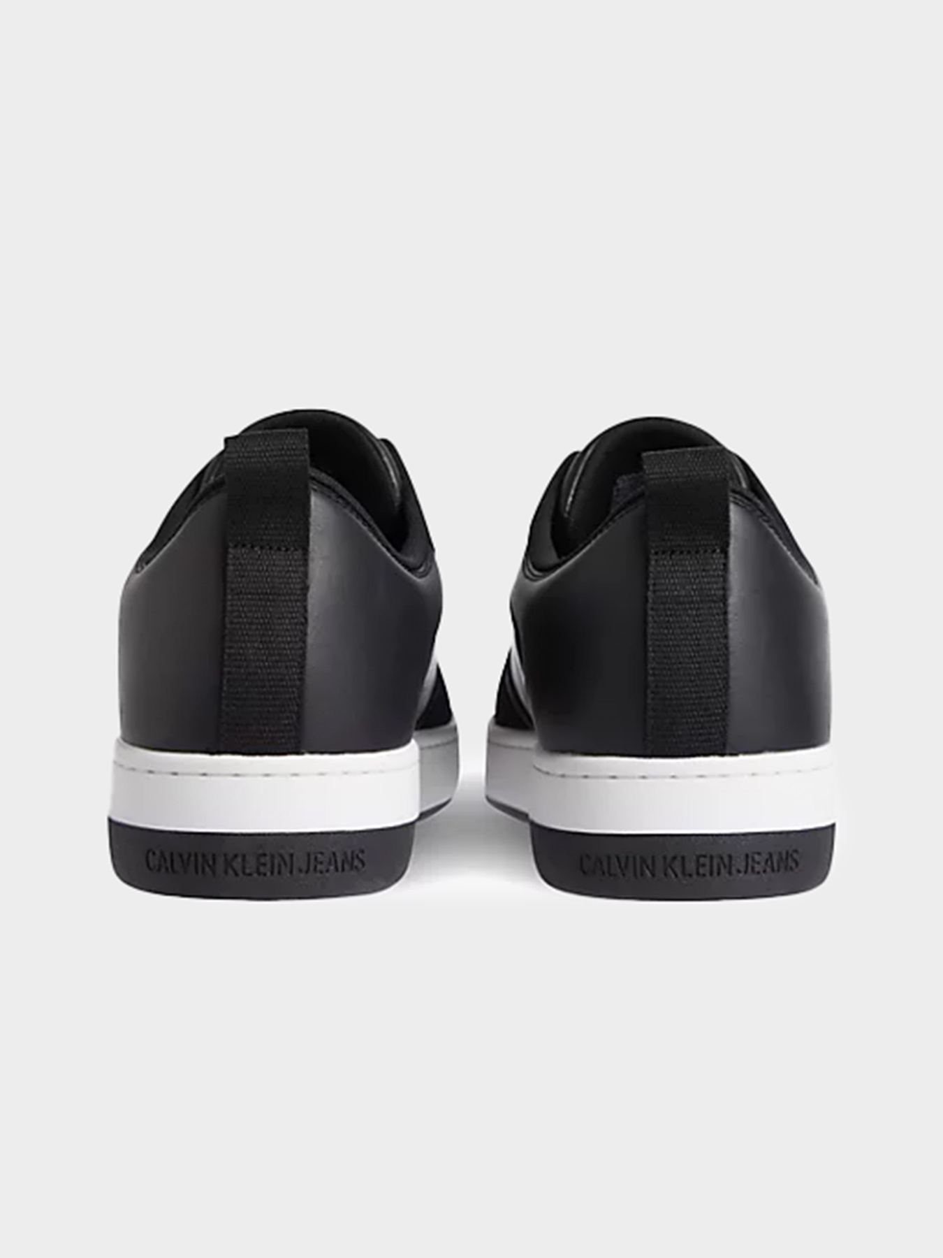 Кроссовки Calvin Klein модель YM0YM00574-0GJ Фото