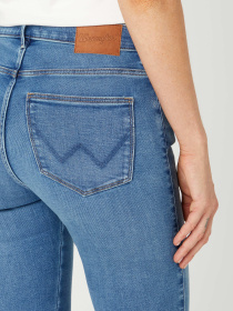 Джинсы Wrangler модель W27HCY37O_32 Фото