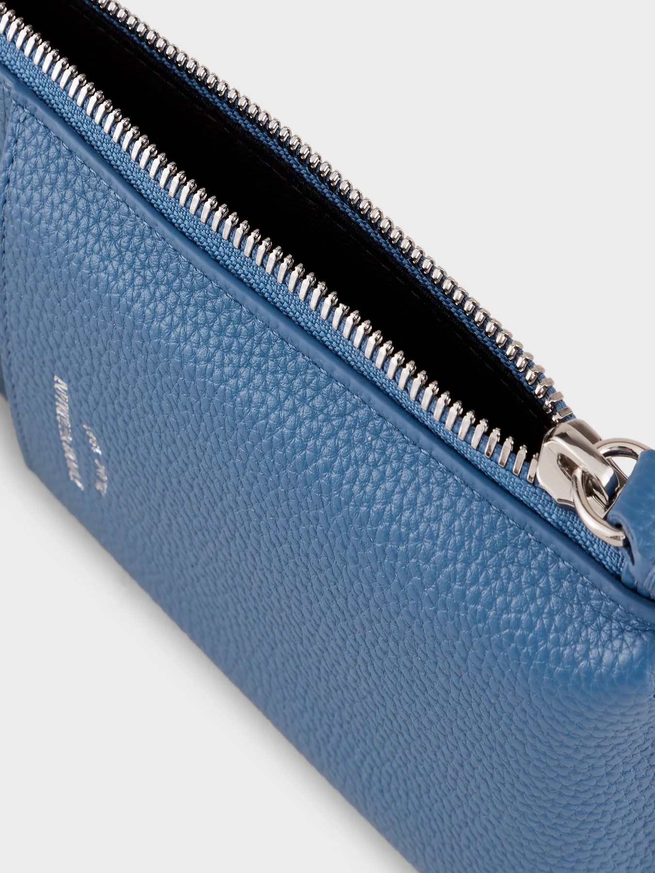 Аксессуары для смартфонов Emporio Armani модель Y3H244-YFW9E-80214 Фото
