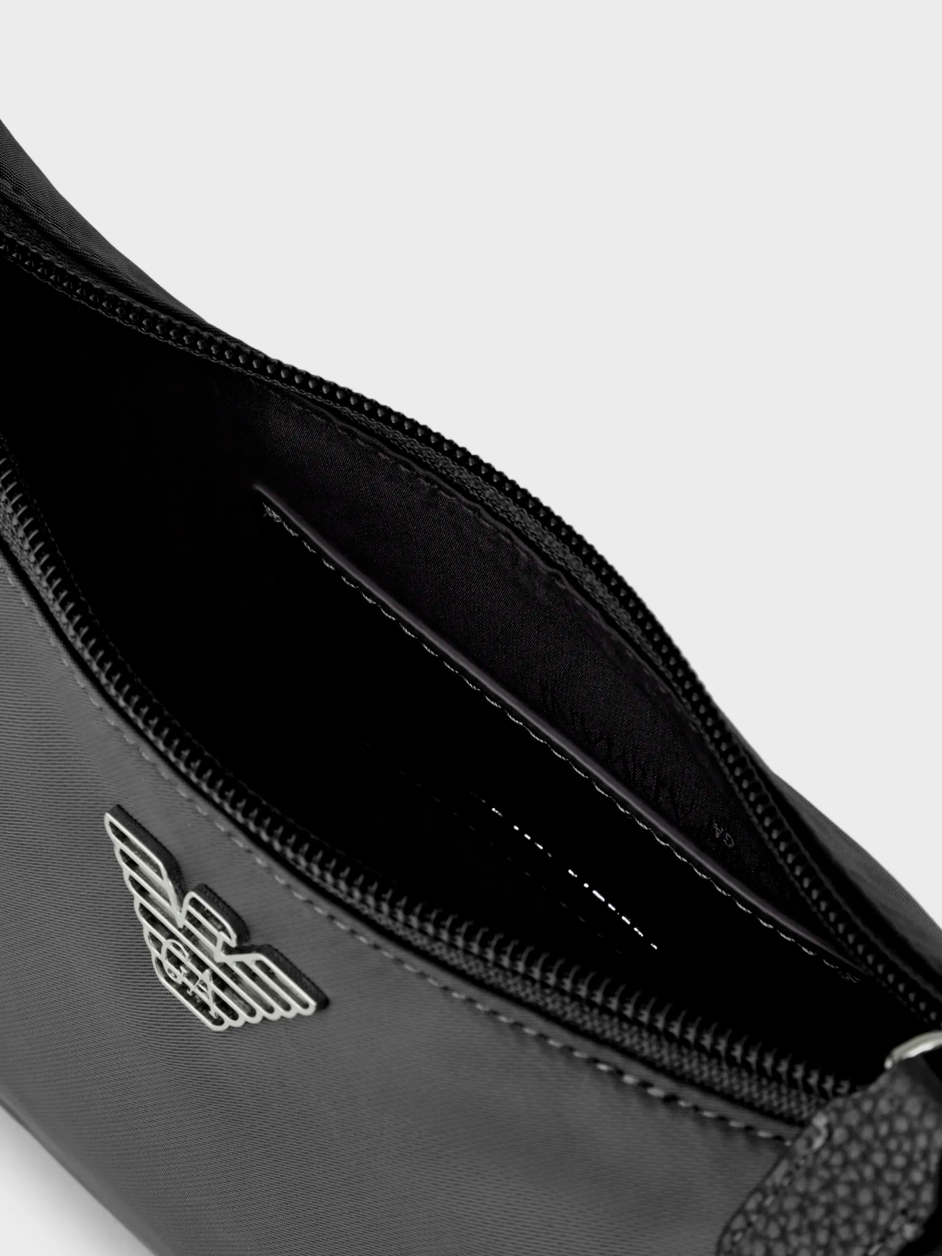 Сумки Emporio Armani модель Y3H293-YVL7E-80001 Фото