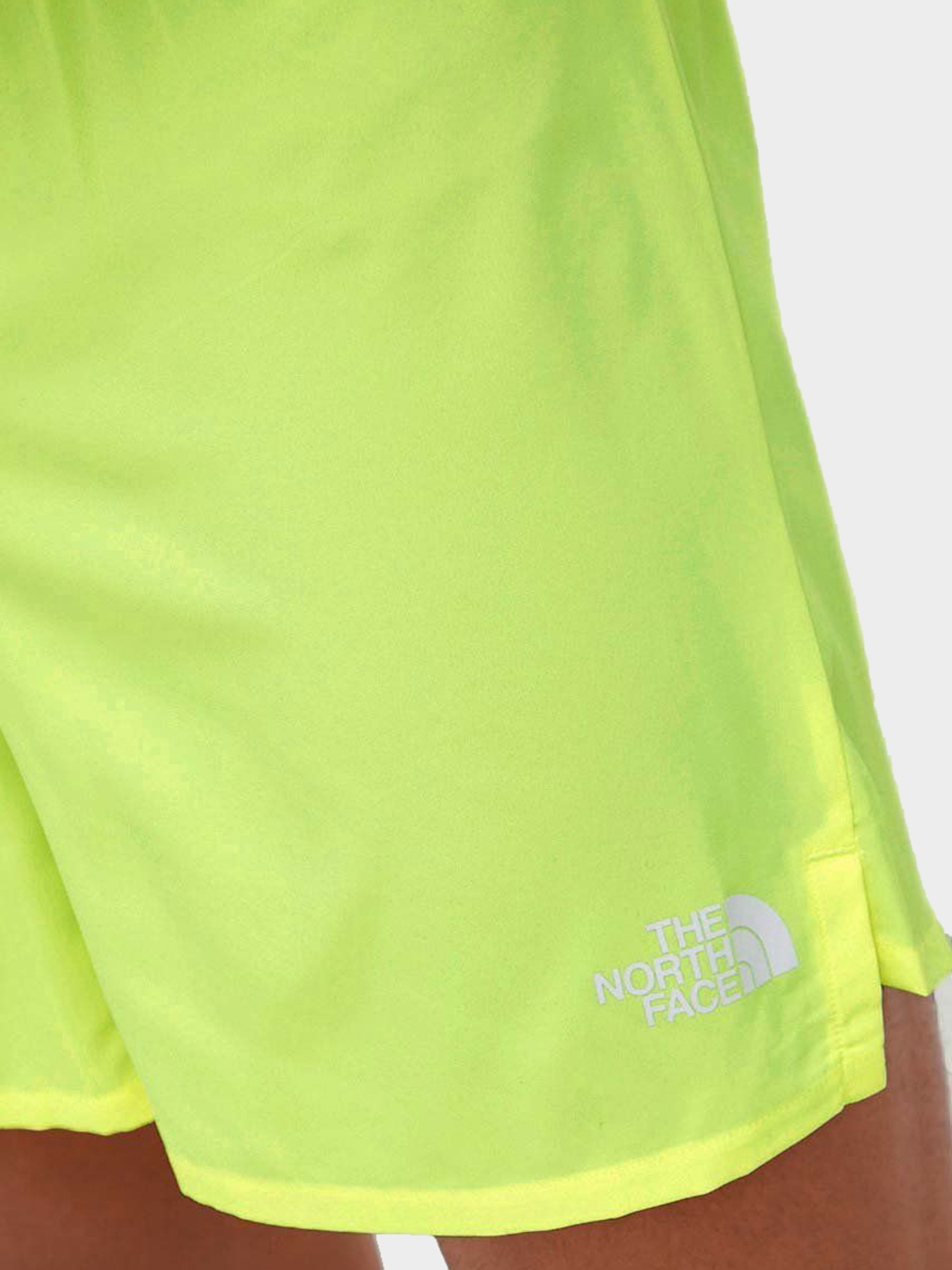 Шорты The North Face модель NF0A8315HRI1 Фото