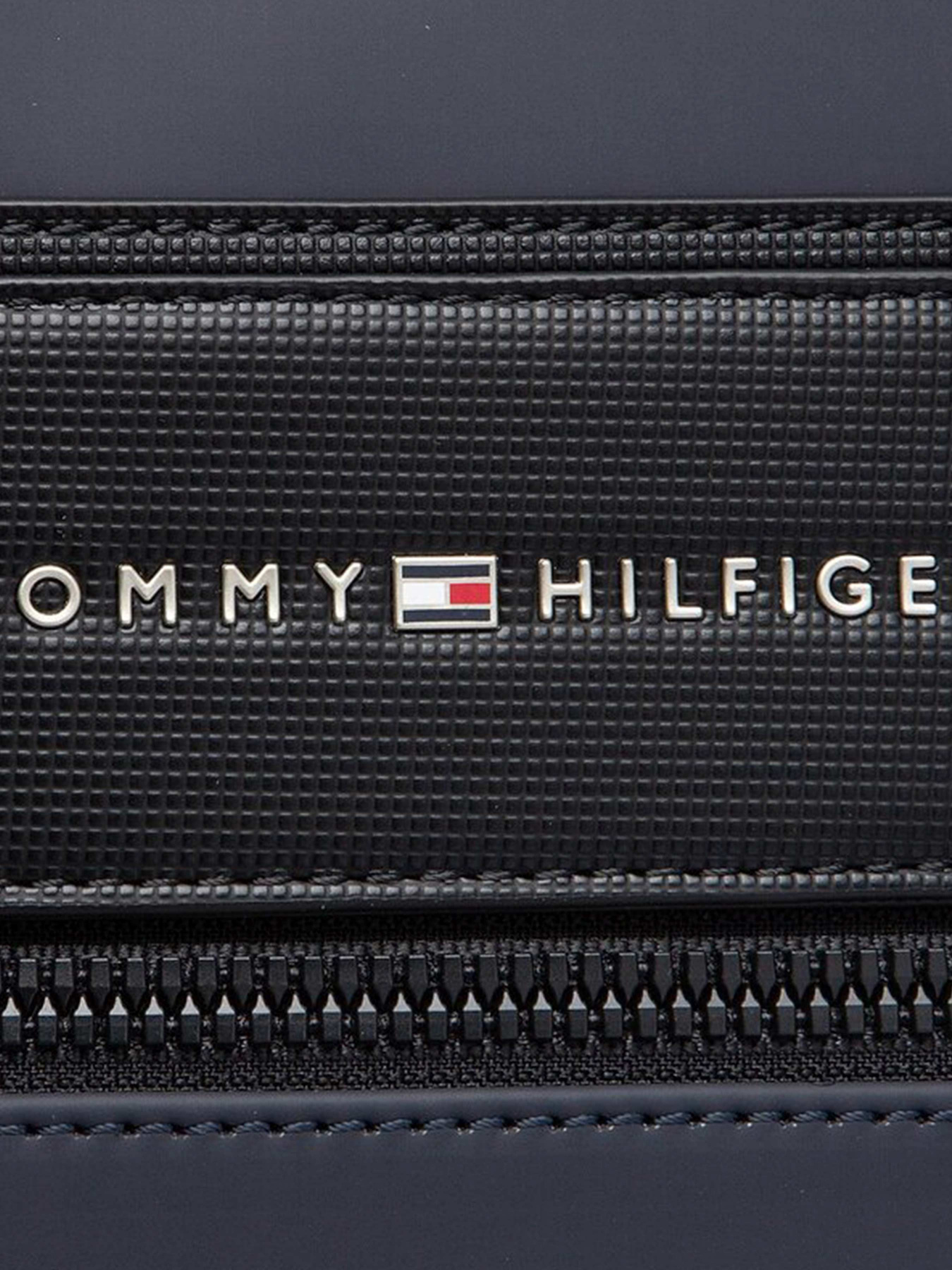 Рюкзаки Tommy Hilfiger модель AM0AM10555-DW6 Рюкзаки Tommy Hilfiger модель AM0AM10555-DW6 Фото