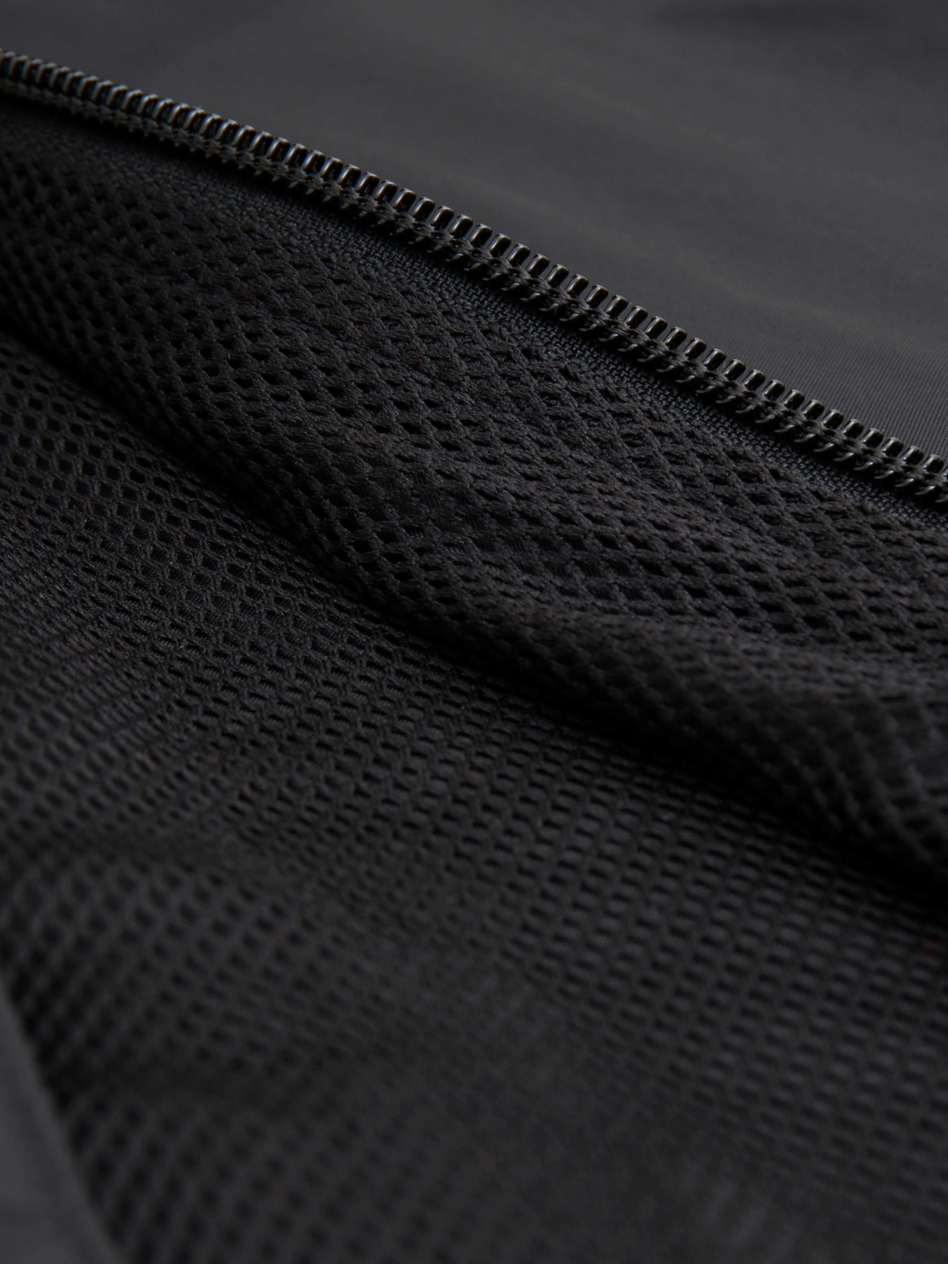 Куртки и дубленки Vans модель VN00002BBLK1 Фото