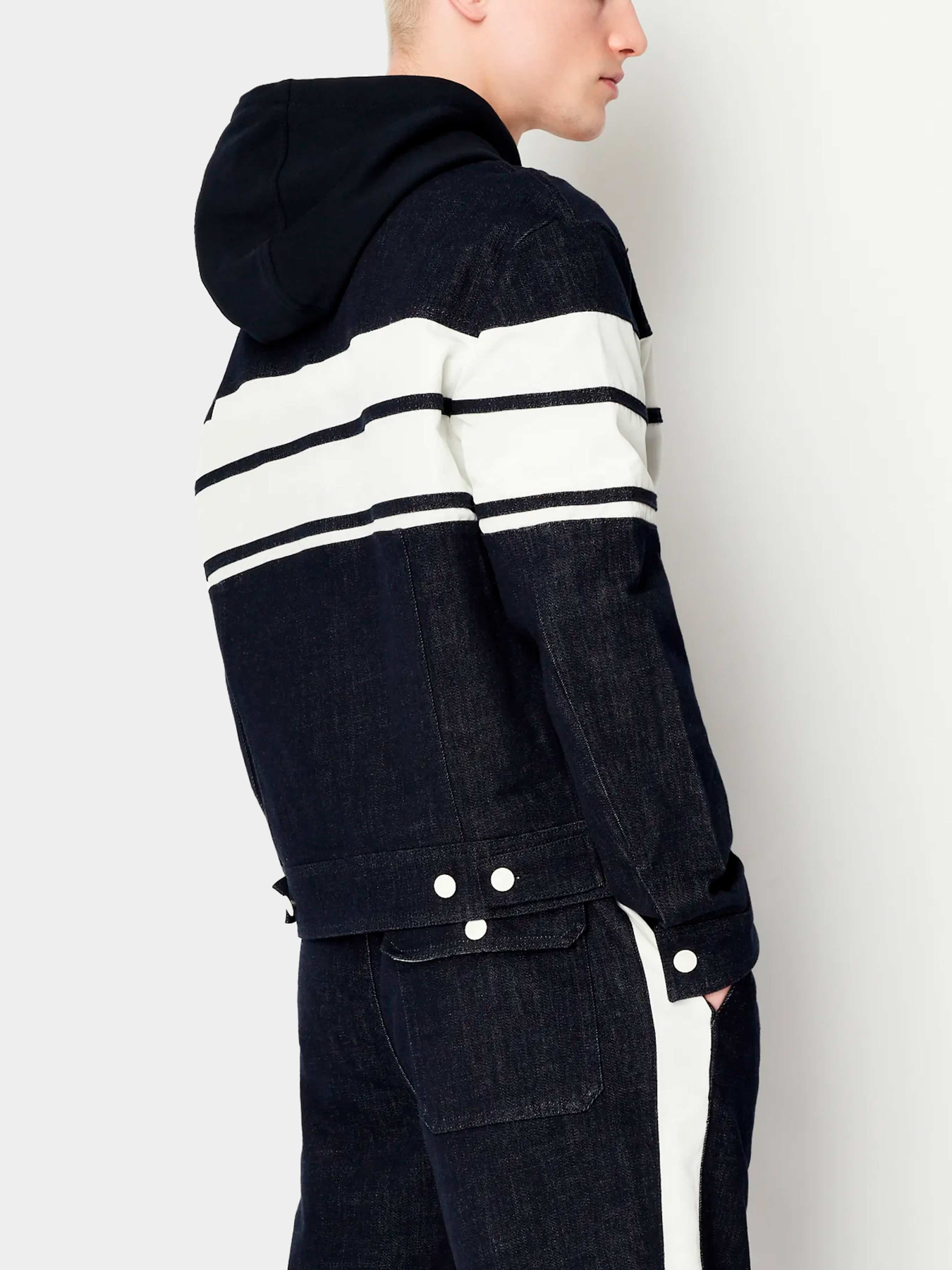 Куртки и дубленки Armani Exchange модель 3RZBD8-Z1WZZ-05GR Фото