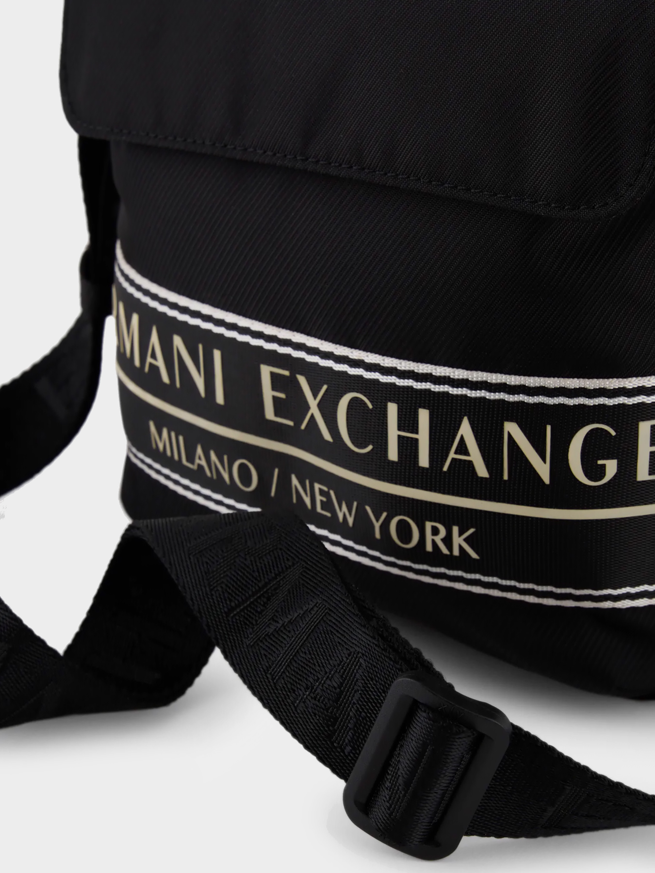 Сумки Armani Exchange модель 952503-3R840-00020 Фото