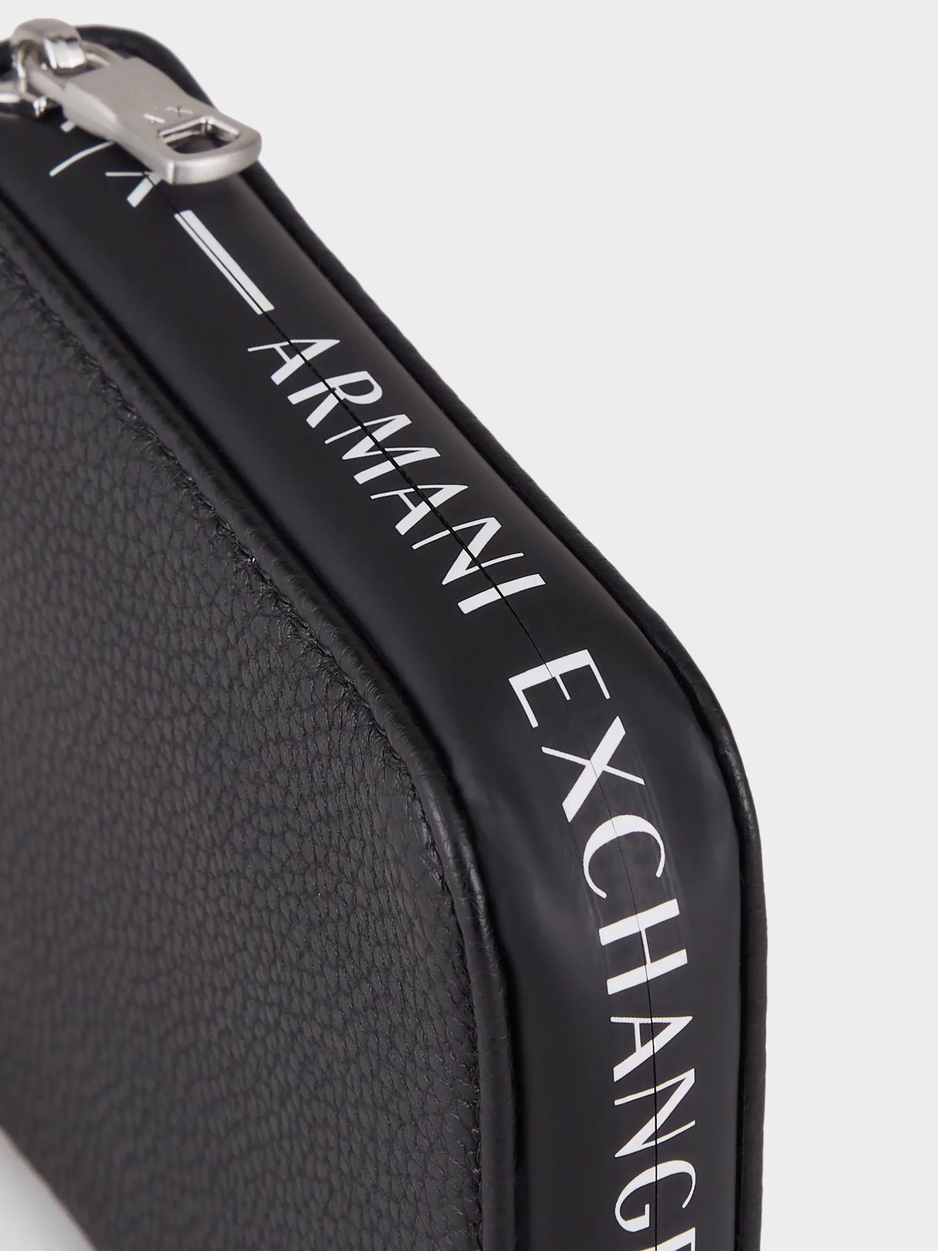 Кошельки Armani Exchange модель 958408-3R832-00020 Фото