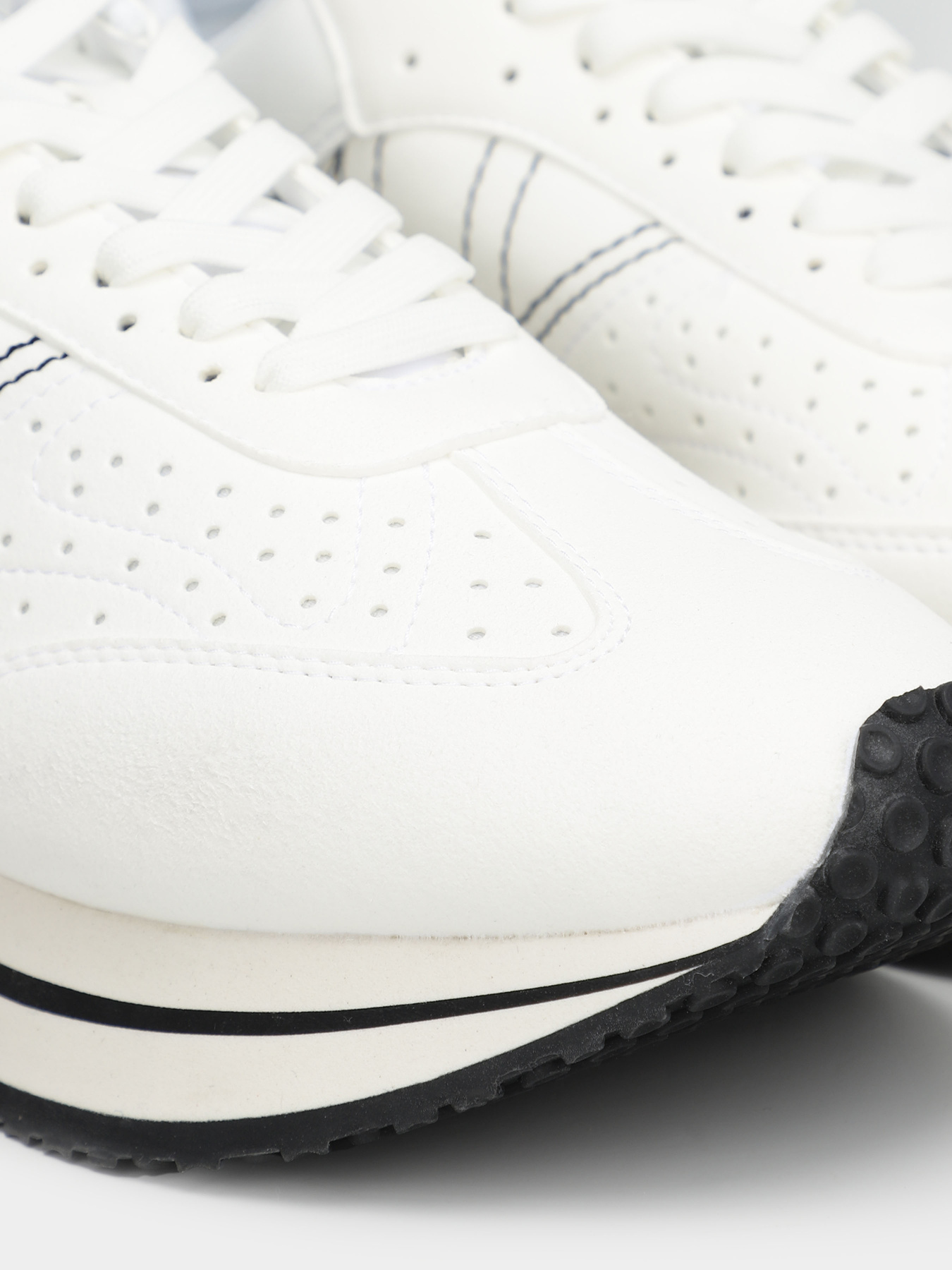 Кроссовки Armani Exchange модель XDX121-XV709-N582 Кроссовки Armani Exchange модель XDX121-XV709-N582 Фото