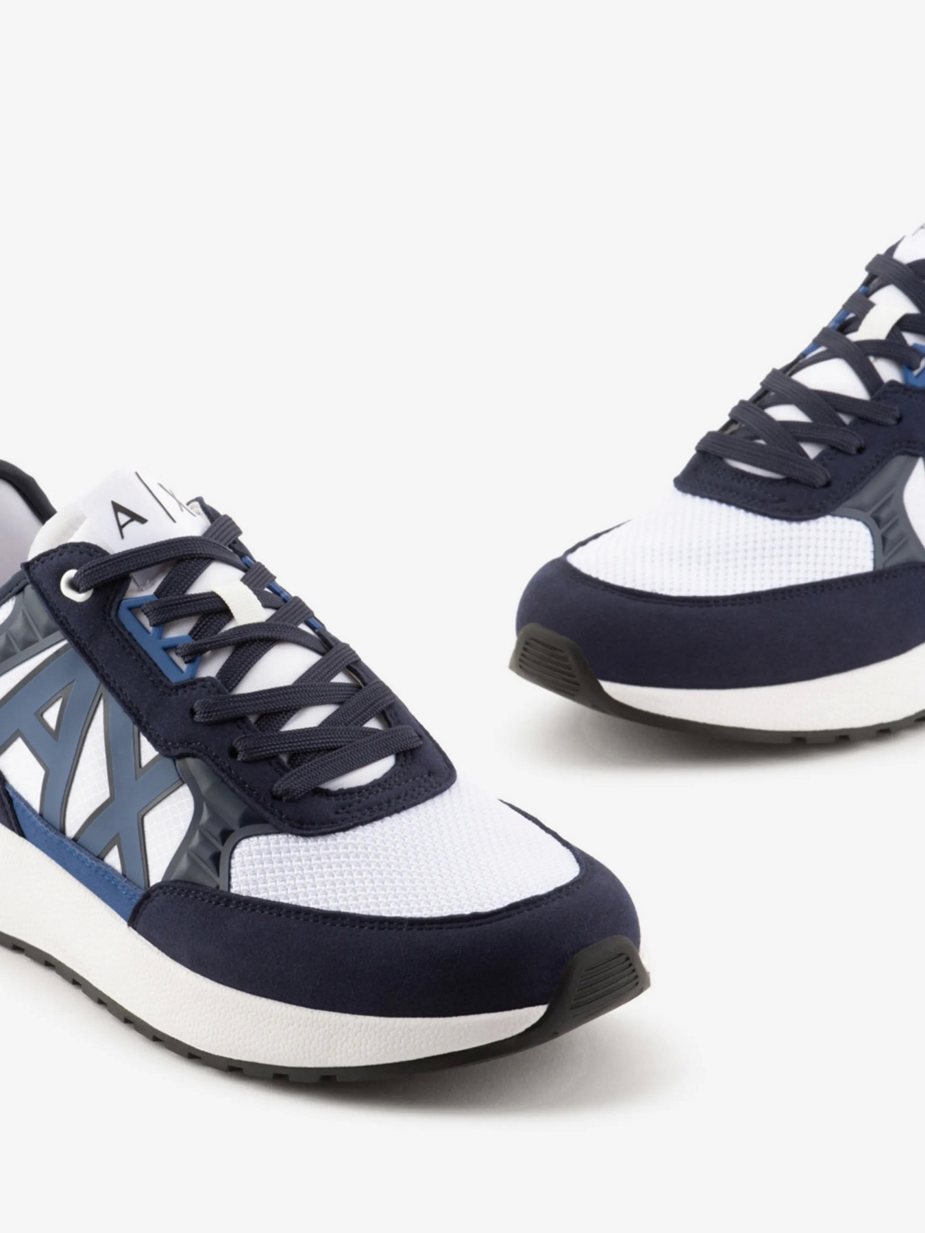 Кроссовки Armani Exchange модель XUX090-XV276-S563 Фото