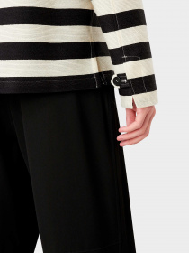 Куртки и дубленки Emporio Armani модель D41R51-D1228-992 Фото