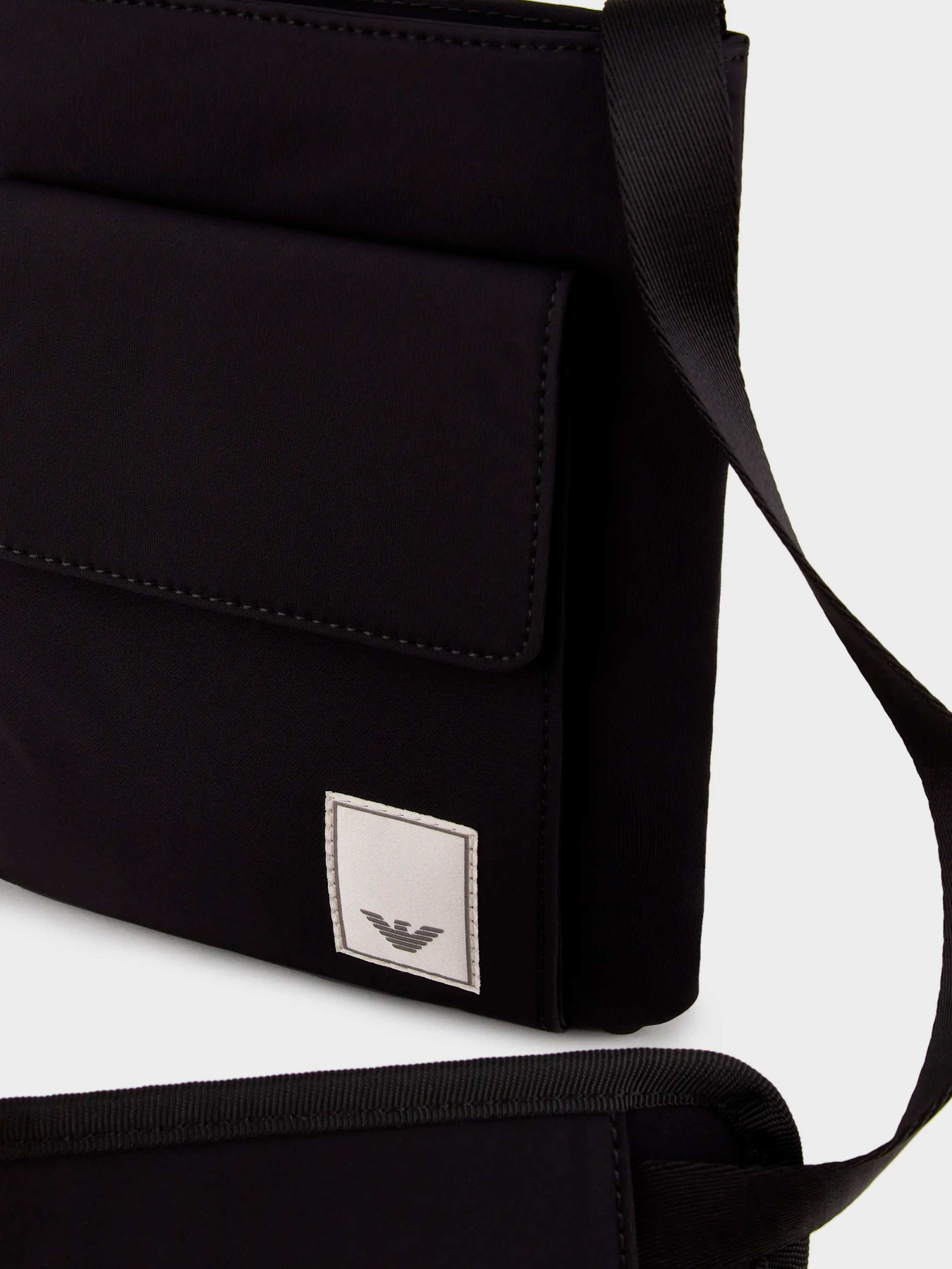 Сумки Emporio Armani модель Y4R384-Y104V-84084 Фото